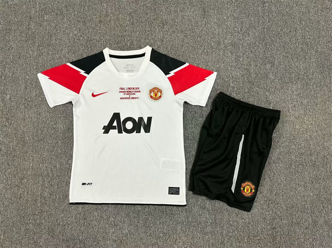 Manchester United 2010-11 Away Retro Kids Kit