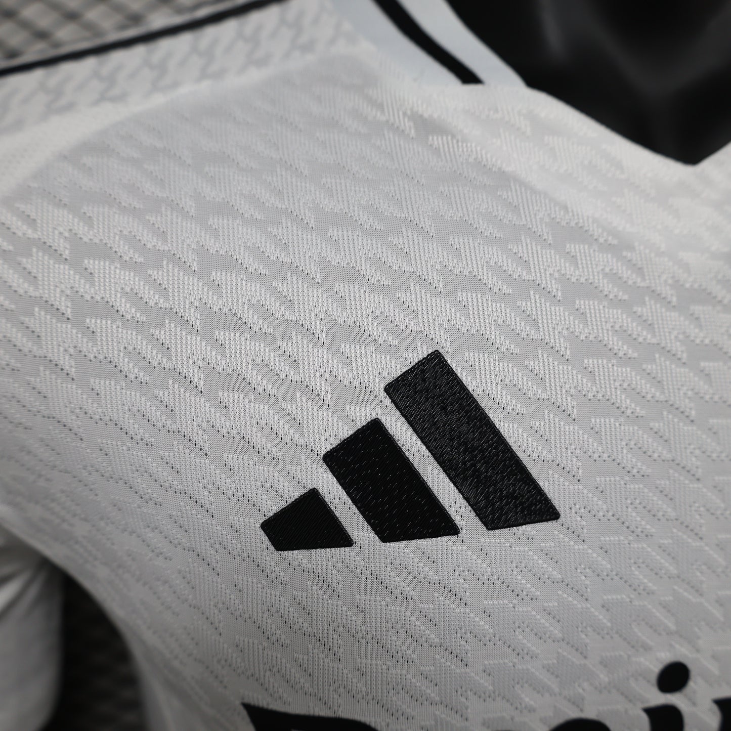 Real Madrid 24-25 Home Shirt