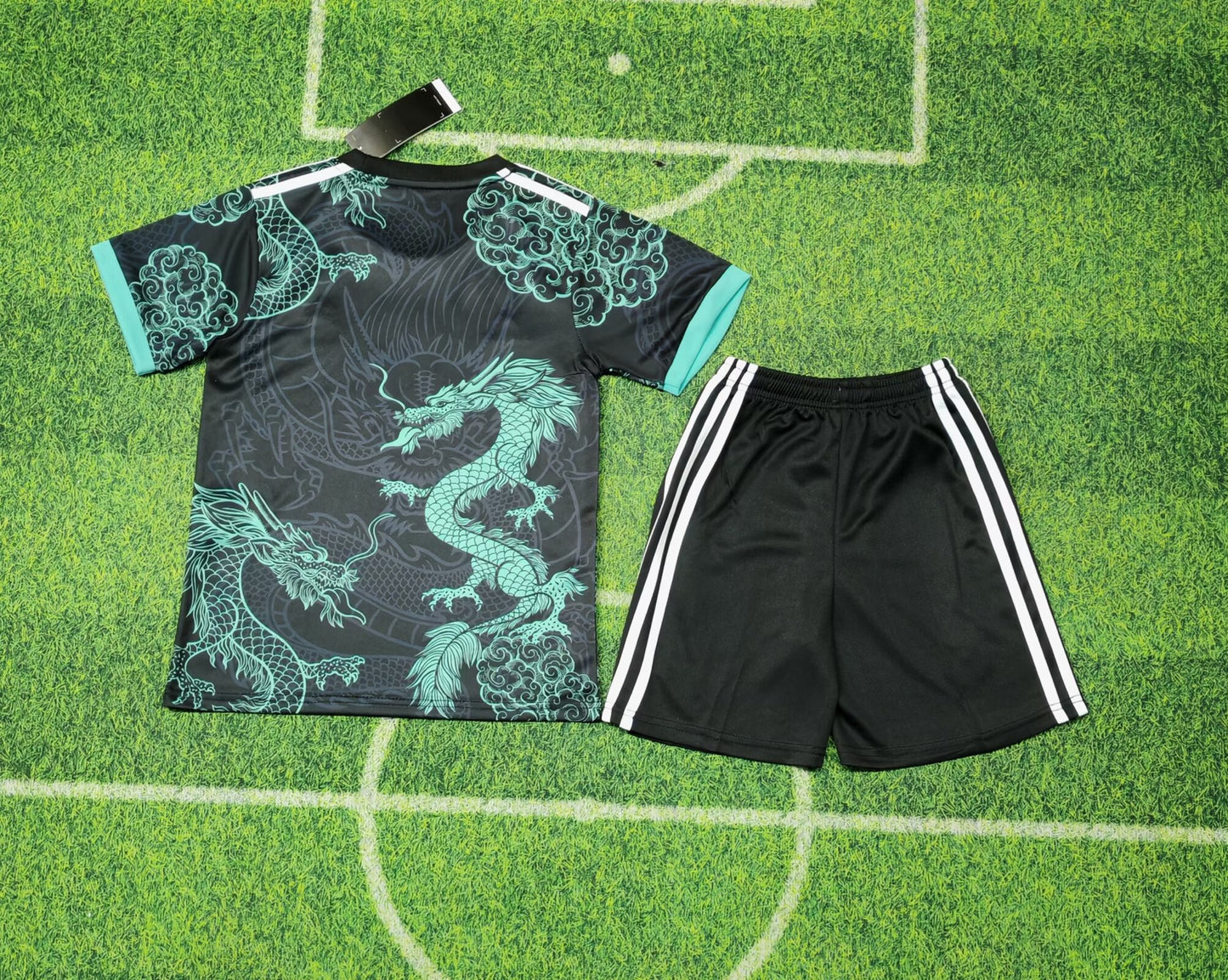 Real Madrid 2025-26 Special Edition Kids Kit