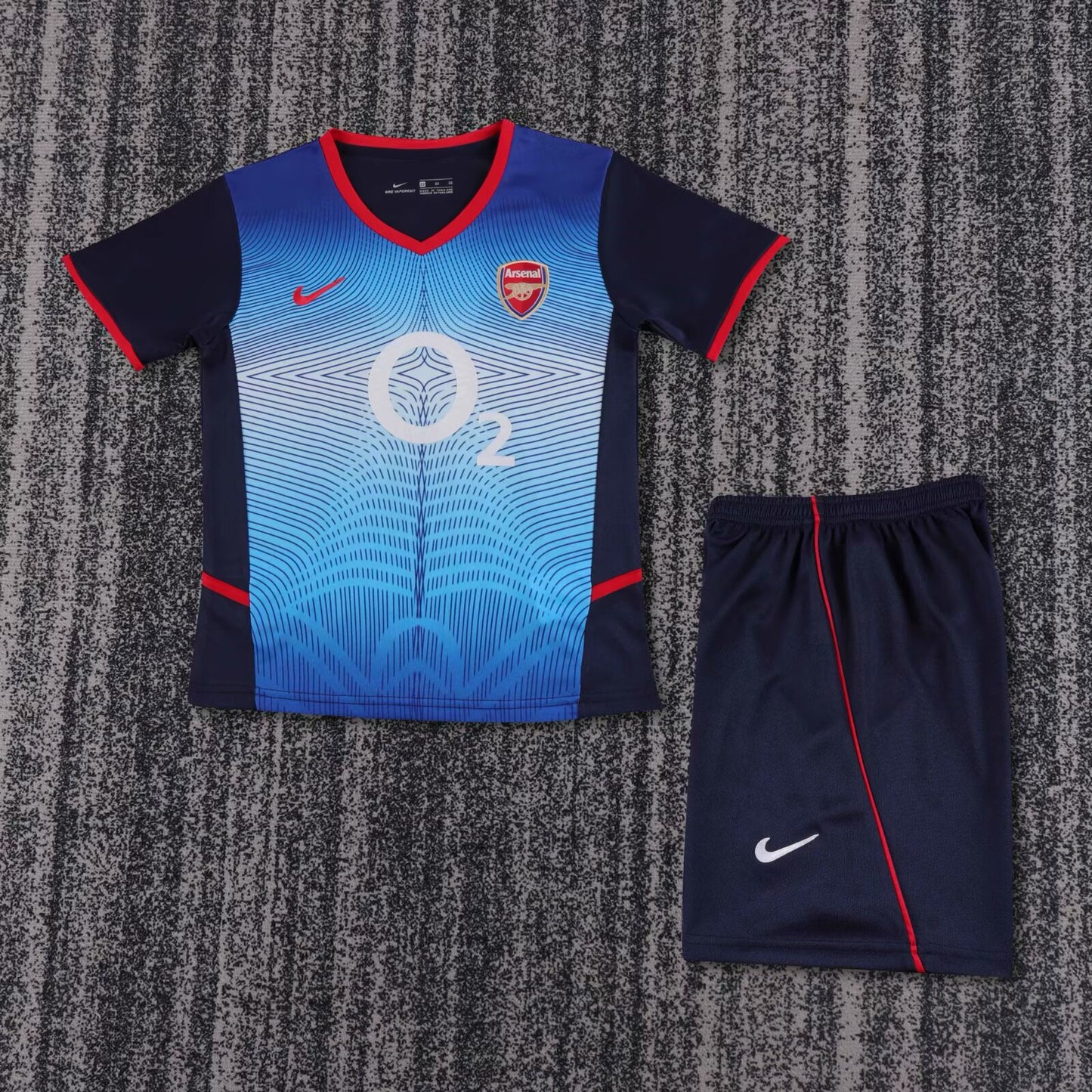 Arsenal 2002-4 Away Retro Kids Kit