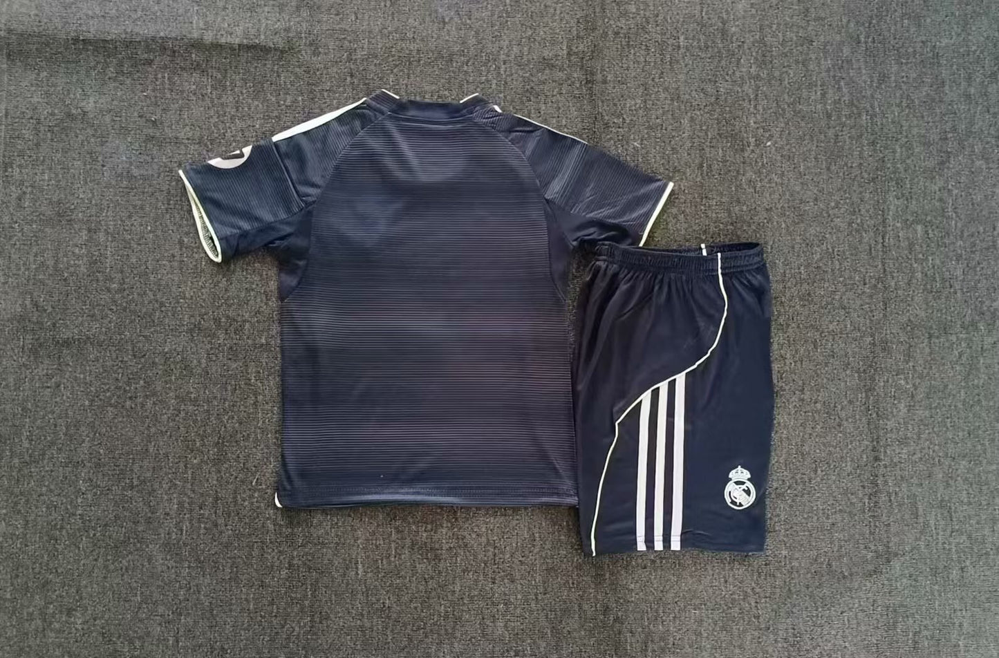 Real Madrid 2025-26 Away Kids Kit