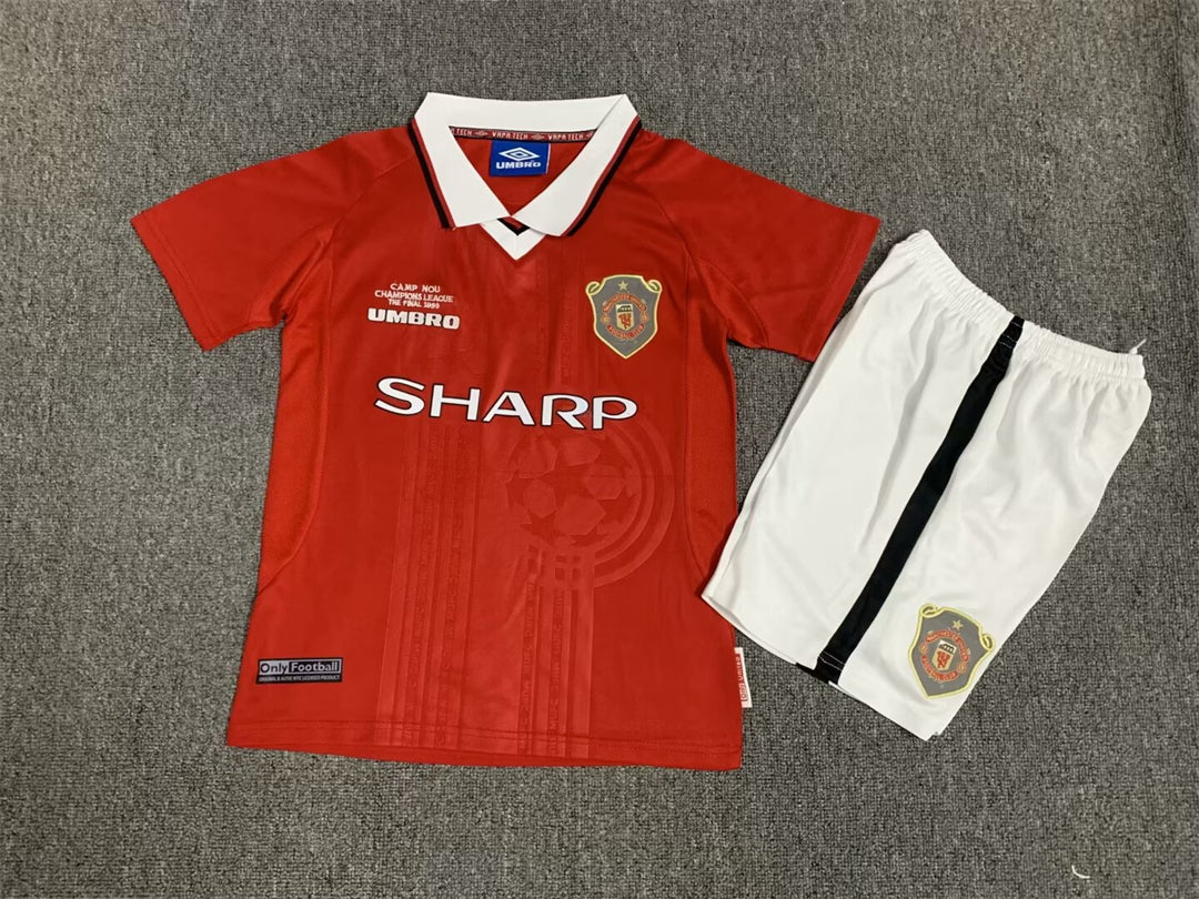 Manchester United 1999-2000 Home Retro Kids Kit