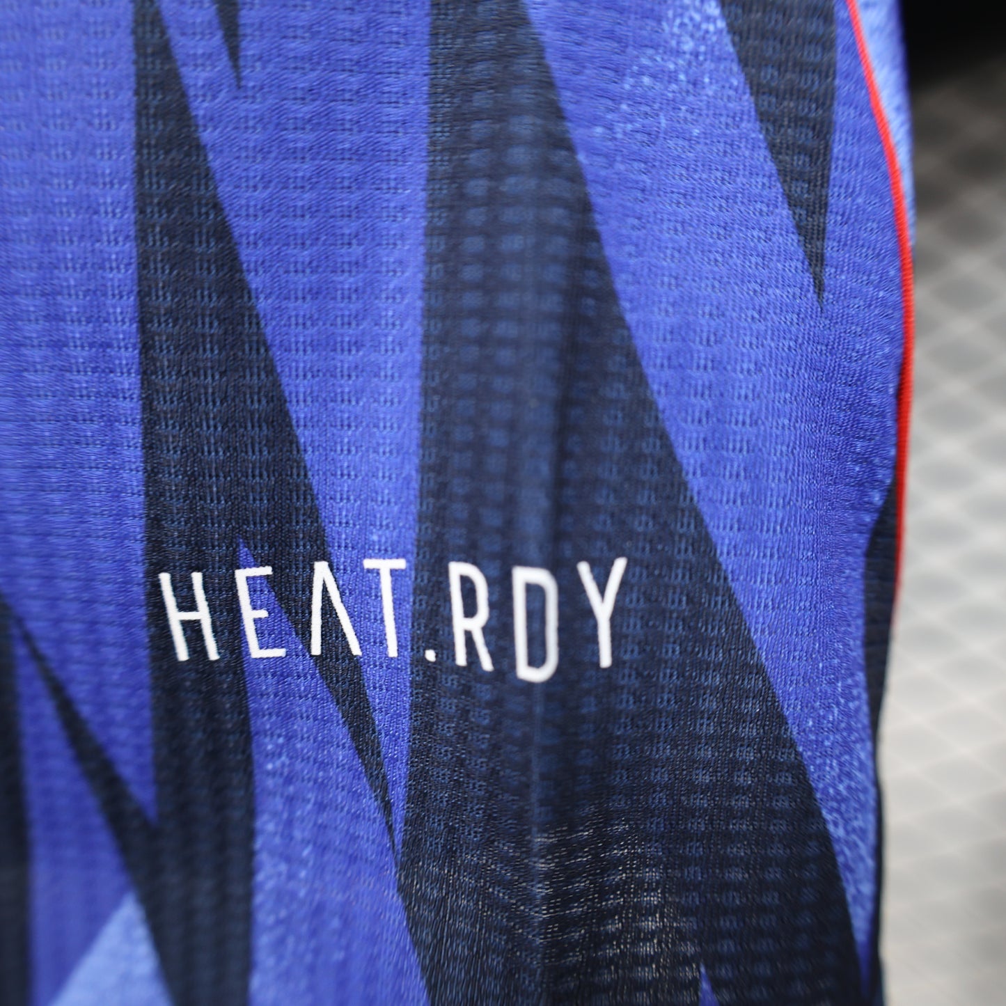 Arsenal 2025-26 Away Shirt