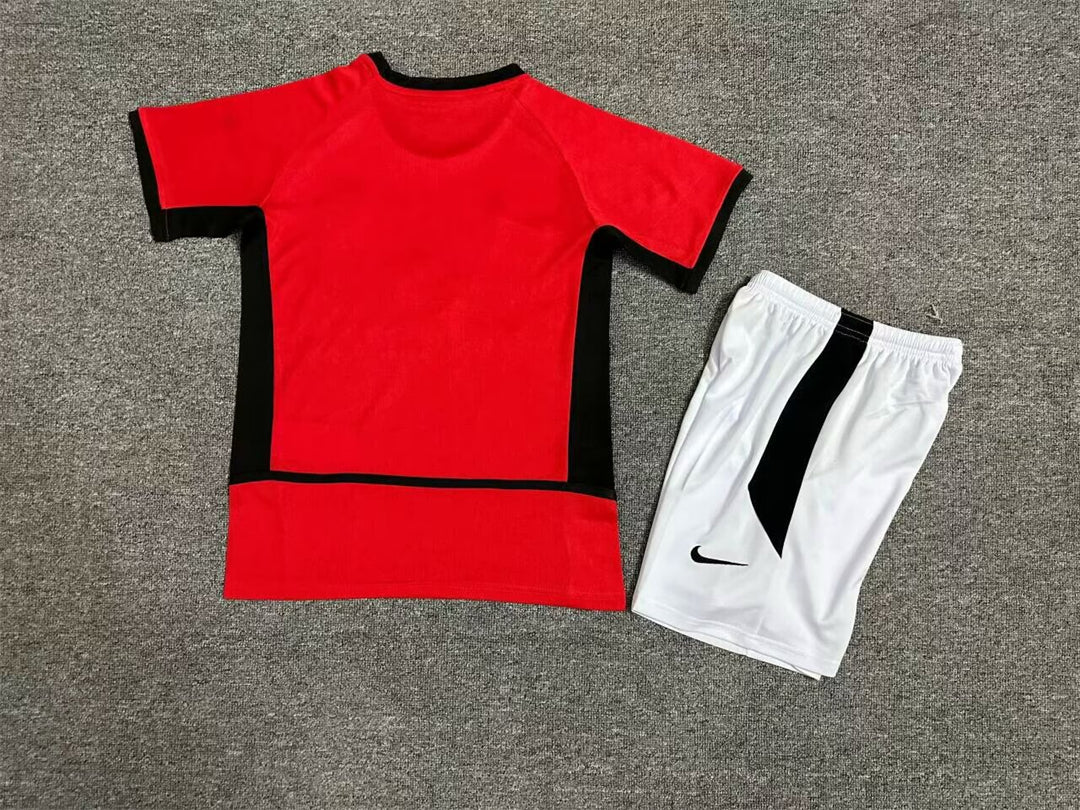 Manchester United 2002-4 Home Retro Kids Kit