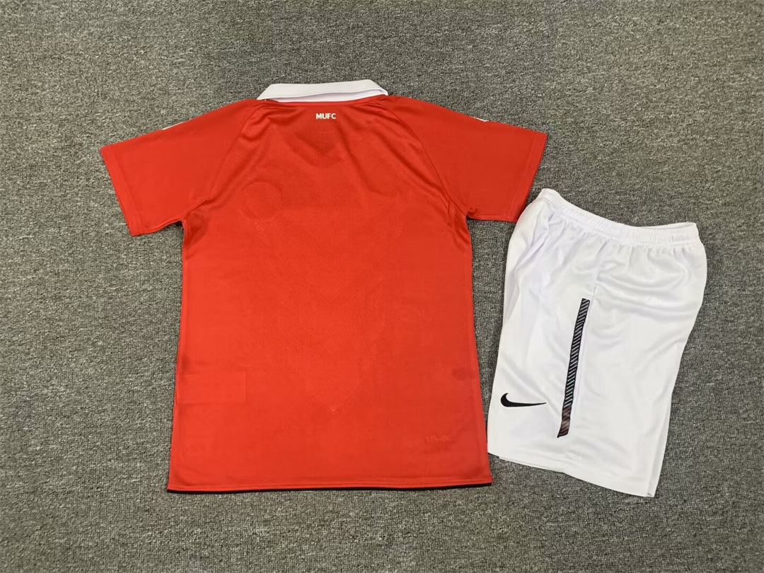 Manchester United 2010-11 Home Retro Kids Kit