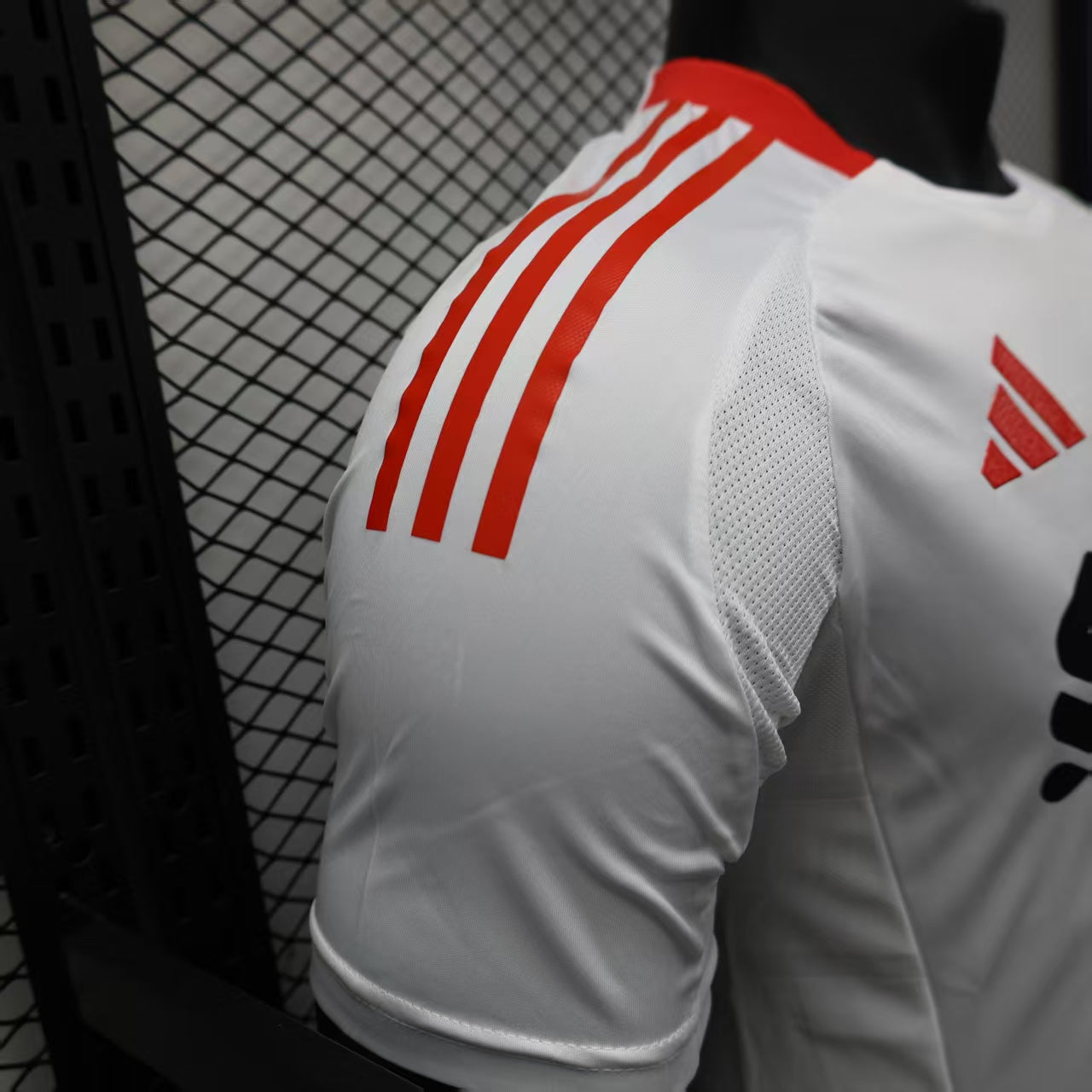 Liverpool 2025-26 Away Shirt