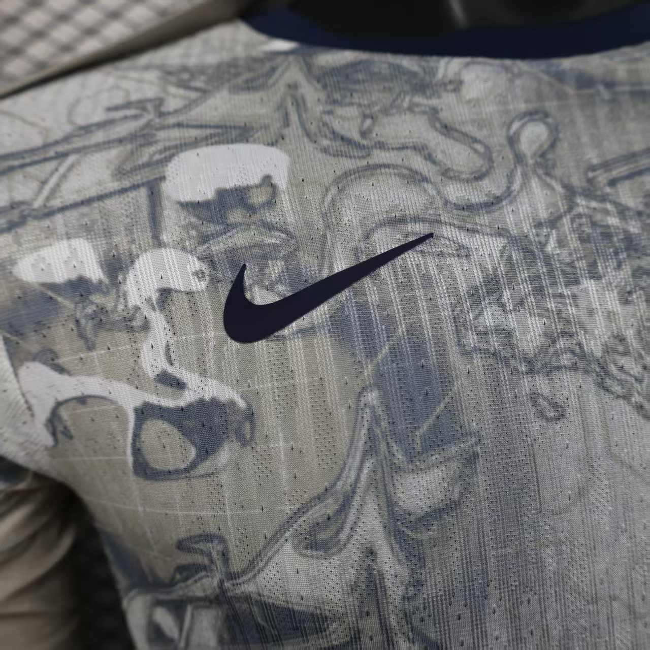 Tottenham 2025-26 Special Silver Edition Shirt