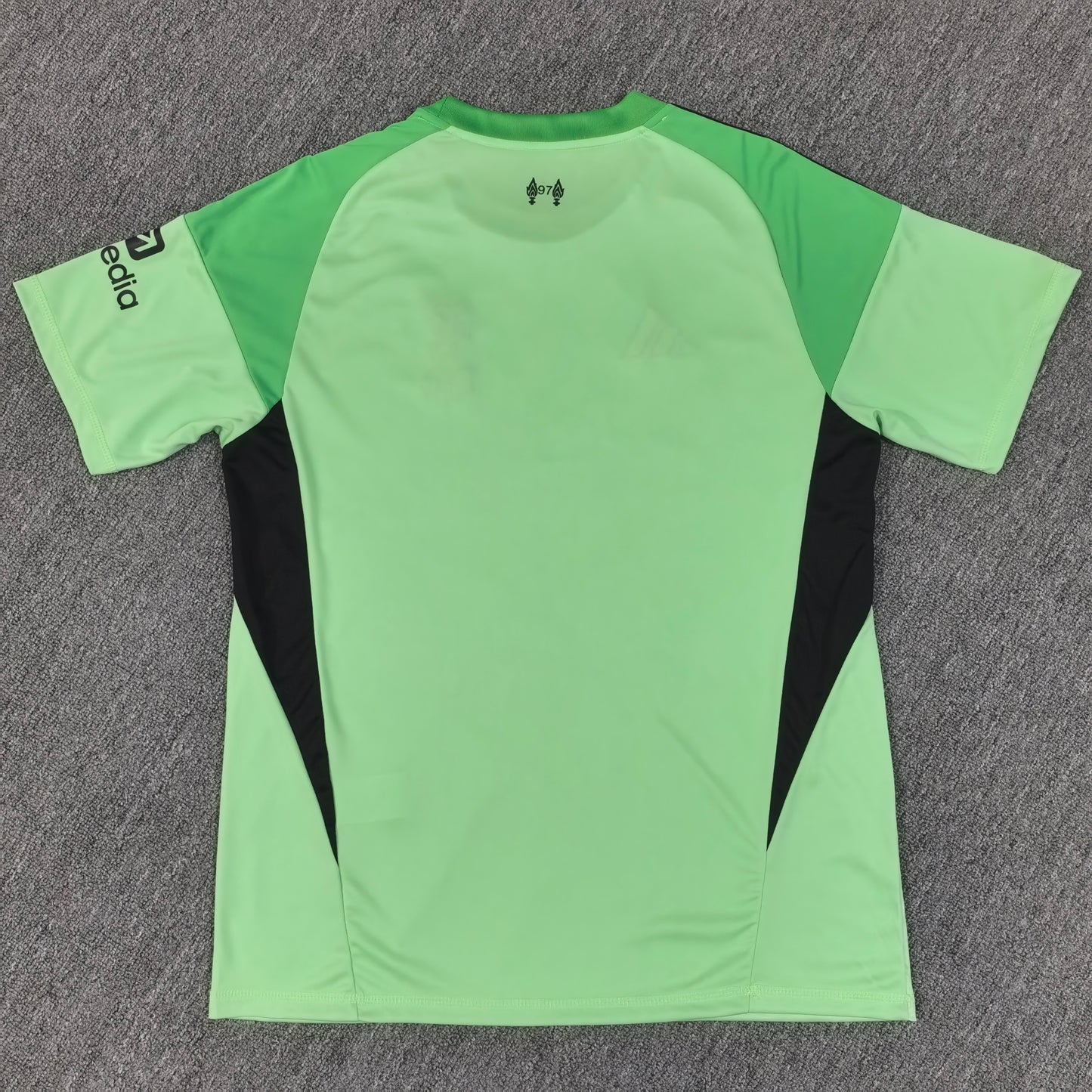 Liverpool 2025-26 Second Goalkeeper Shirt