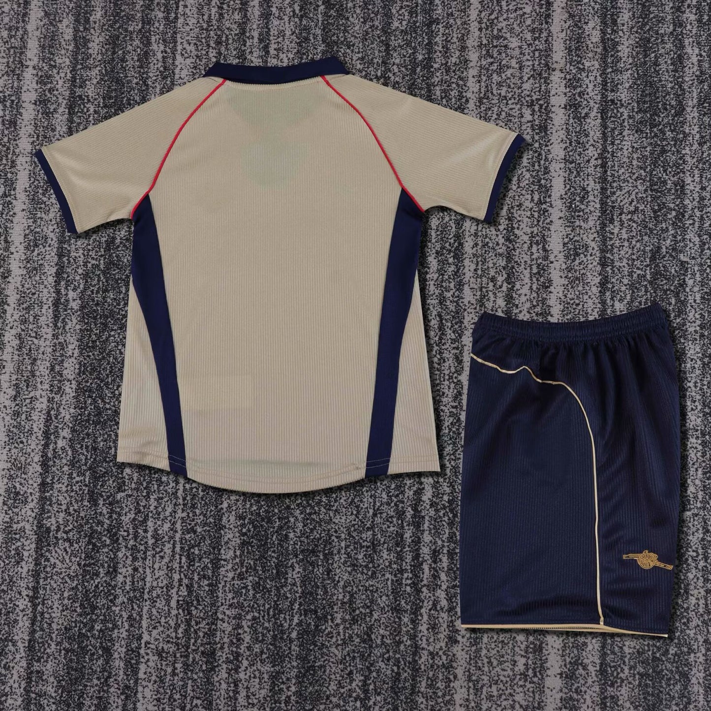 Arsenal 2001-2 Away Retro Kids Kit