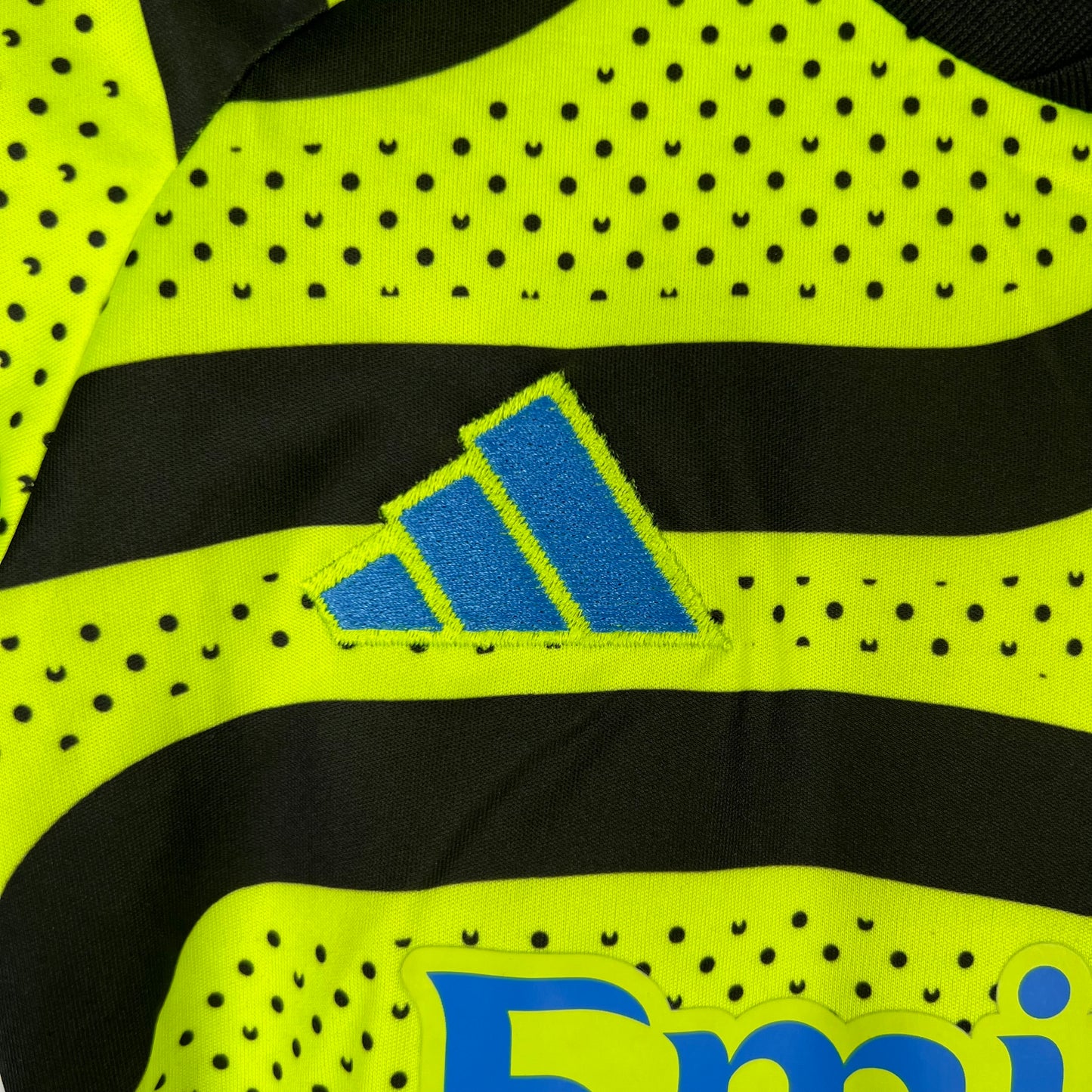 Arsenal 23/24 Away Kid's Shirt