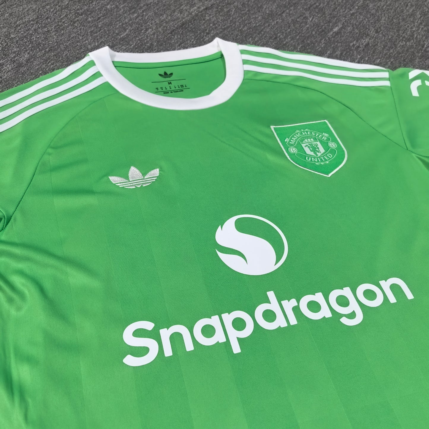 Manchester United 2025-26 Main Goalkeeper Shirt