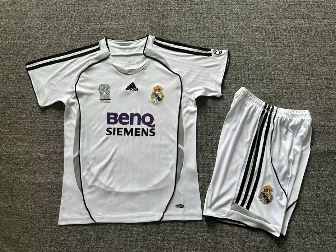 Real Madrid 2006-7 Home Retro Kids Kit