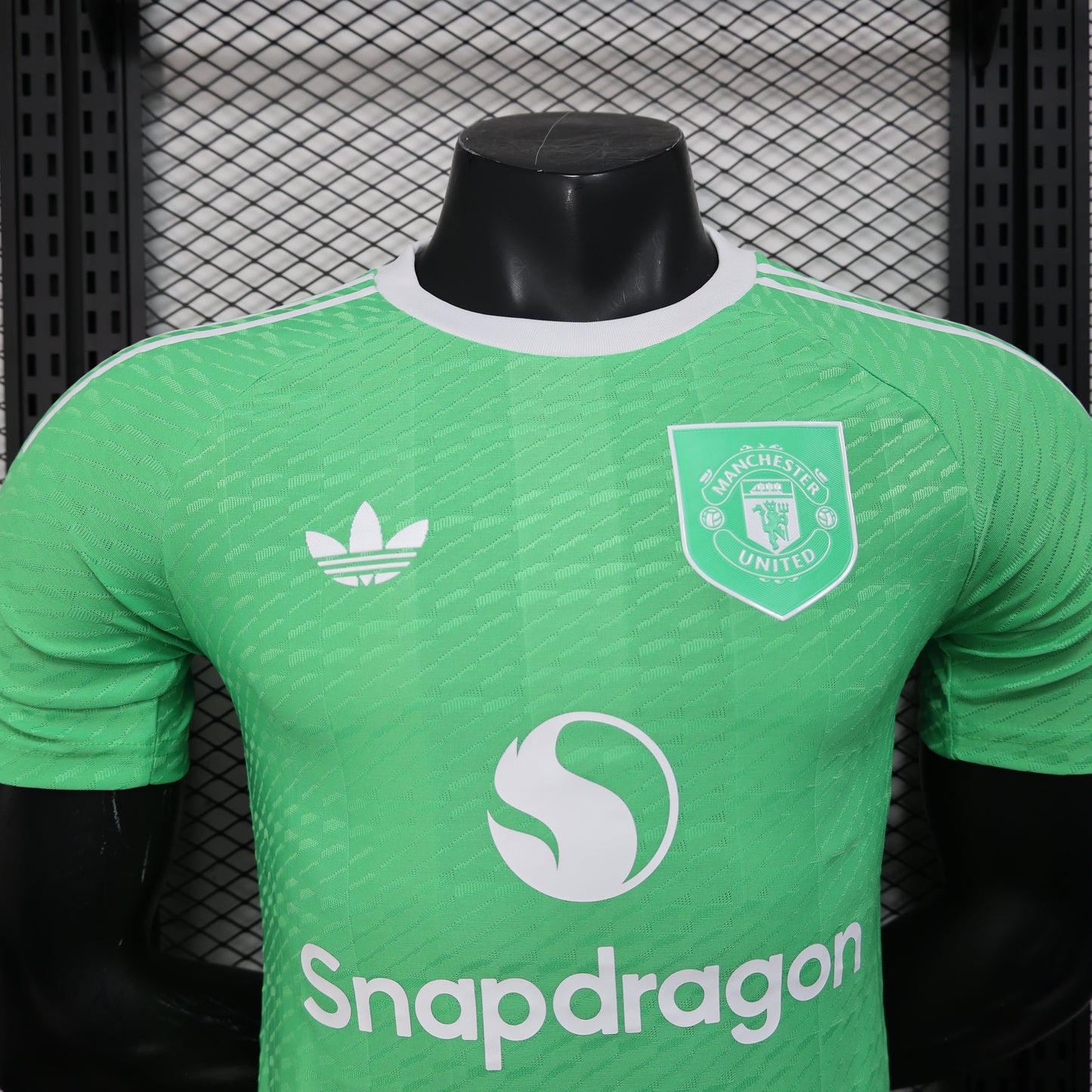 Manchester United 2025-26 Main Goalkeeper Shirt