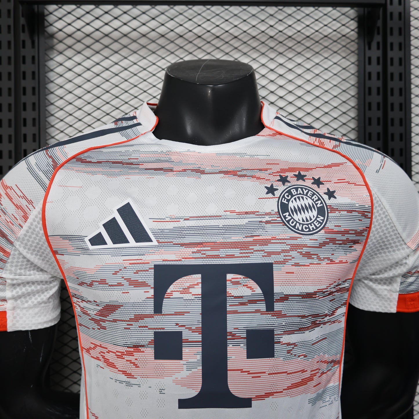 Bayern Munich 2025-26 Away Shirt