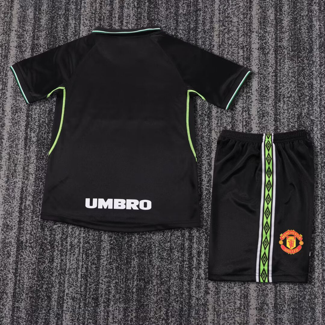 Manchester United 1998-99 Fourth Away Retro Kids Kit
