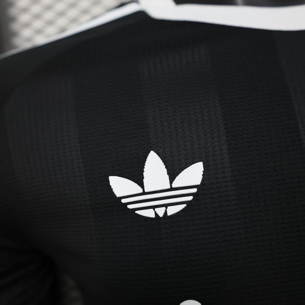 Liverpool 2025-26 Fourth Goalkeeper Shirt