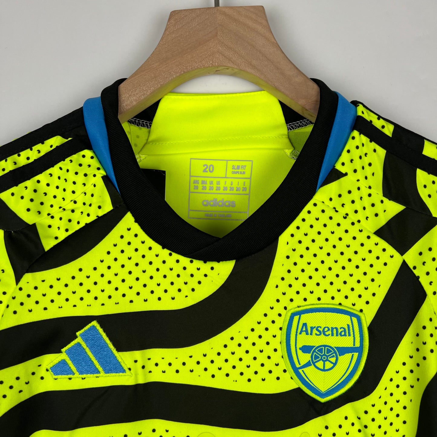 Arsenal 23/24 Away Kid's Shirt