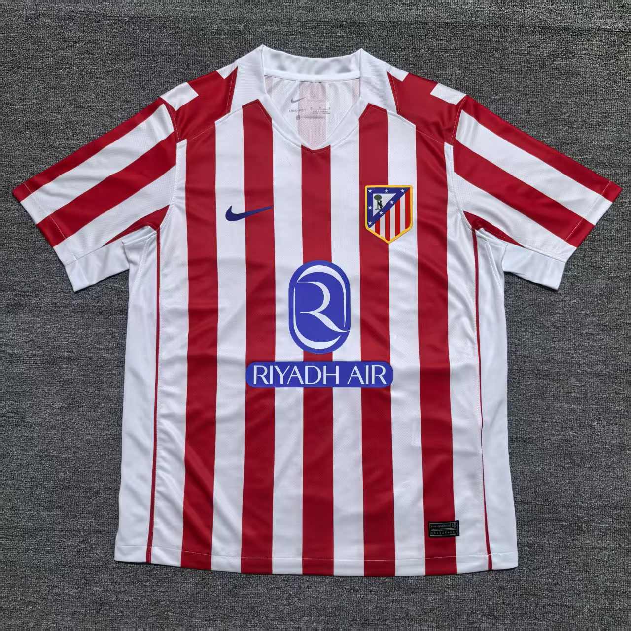 Atlético de Madrid 2025-26 Home Shirt