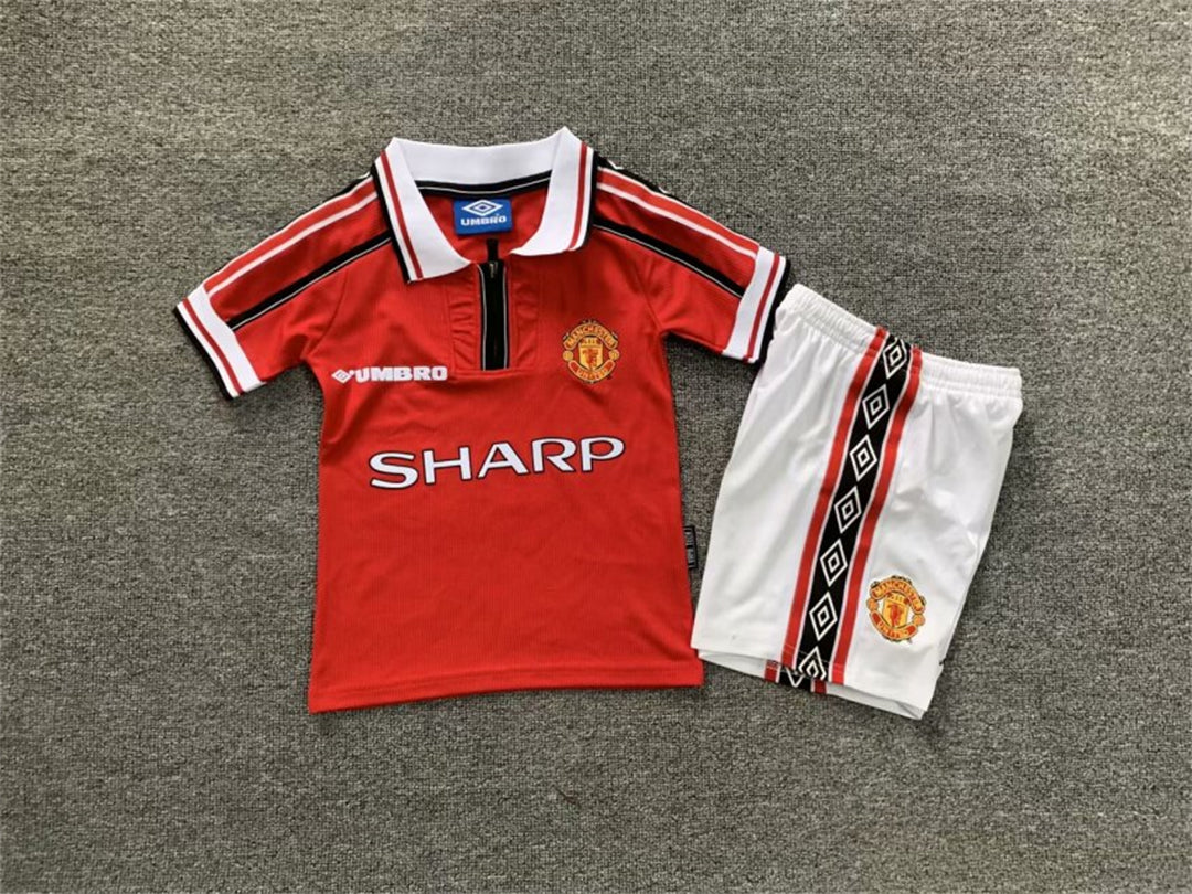 Manchester United 1998-99 Home Retro Kids Kit