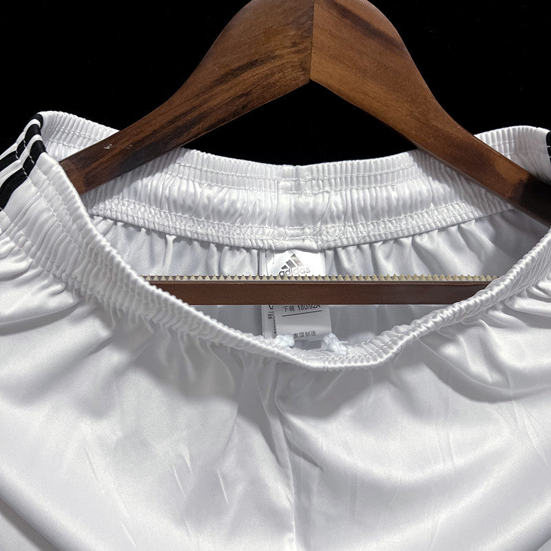 Manchester United 23-24 Home Shorts
