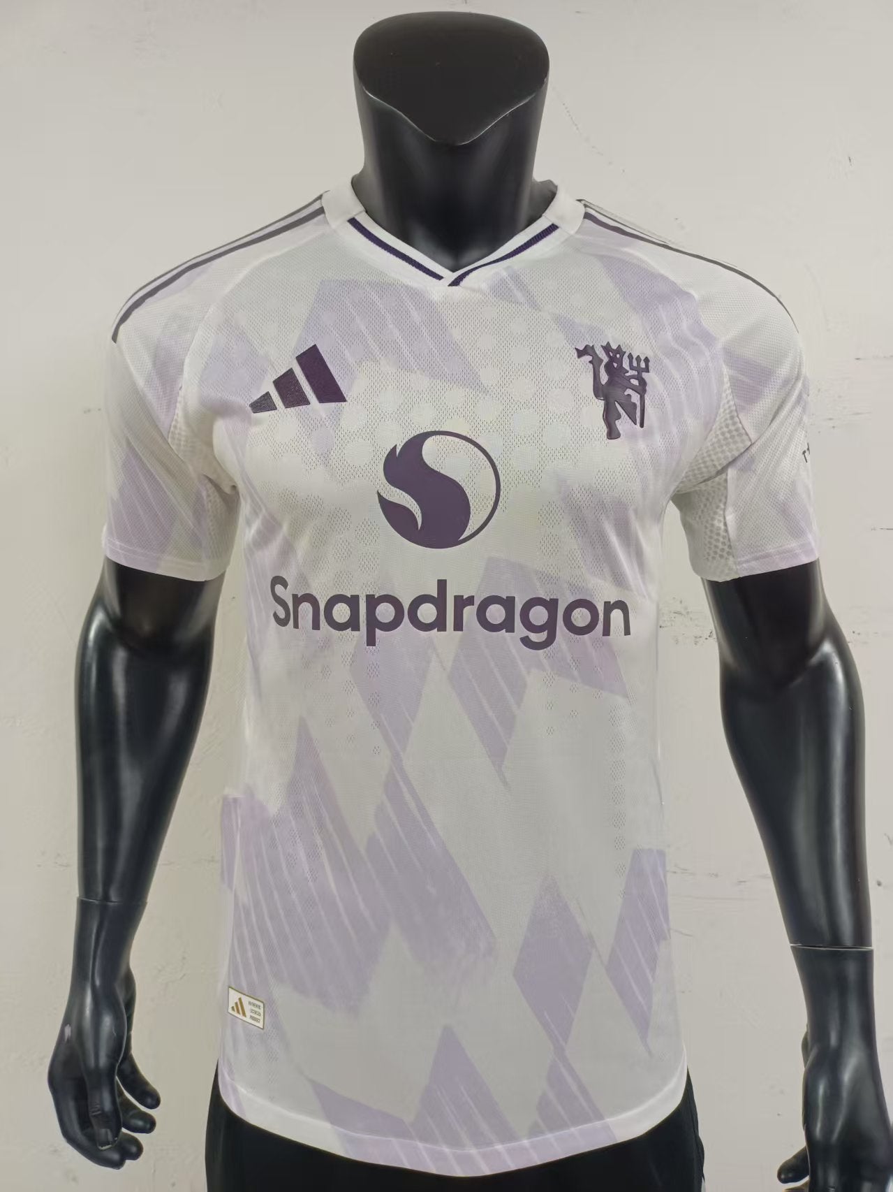 Manchester United 2025-26 Away Shirt
