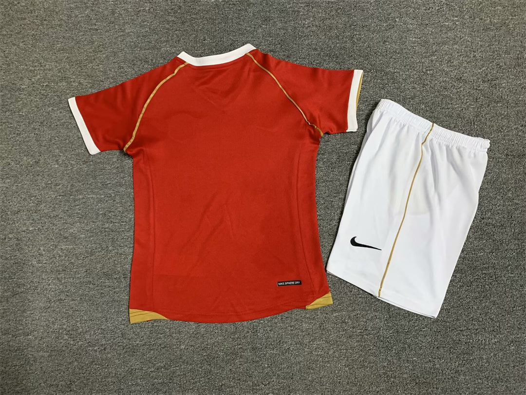 Manchester United 2006-7 Home Retro Kids Kit
