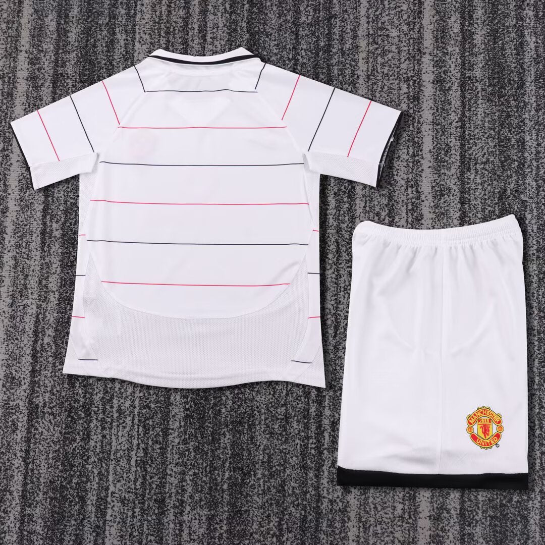 Manchester United 2003-5 Away Retro Kids Kit