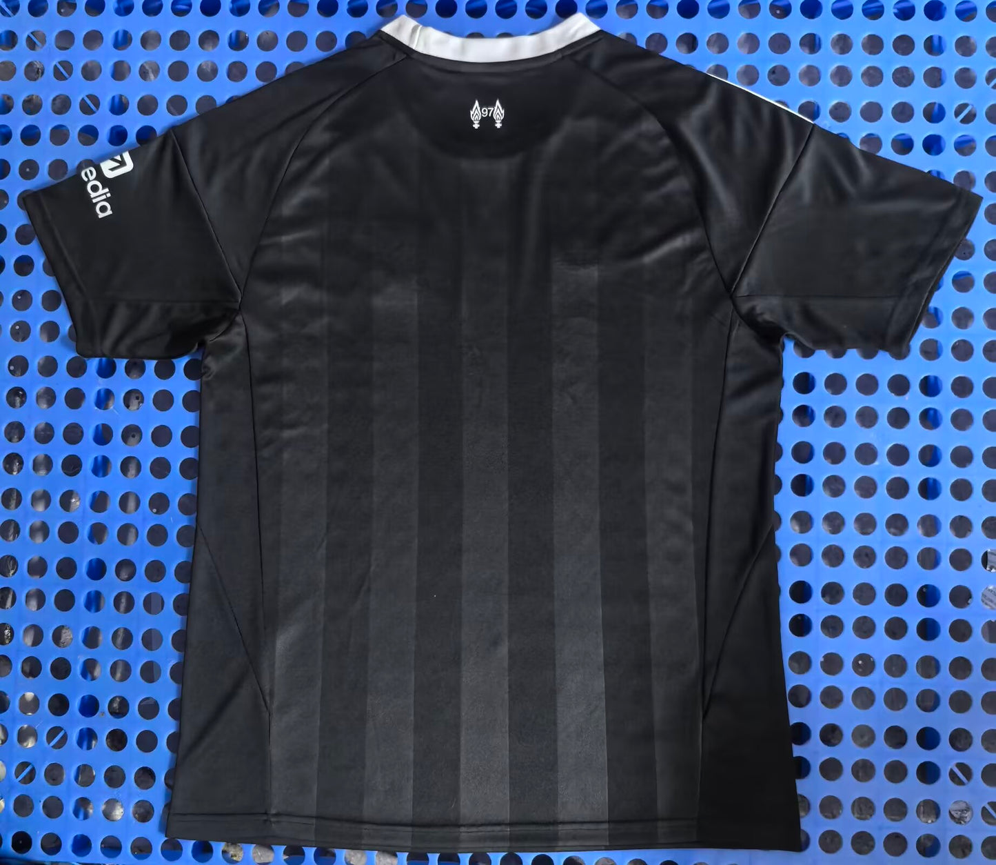 Liverpool 2025-26 Fourth Goalkeeper Shirt