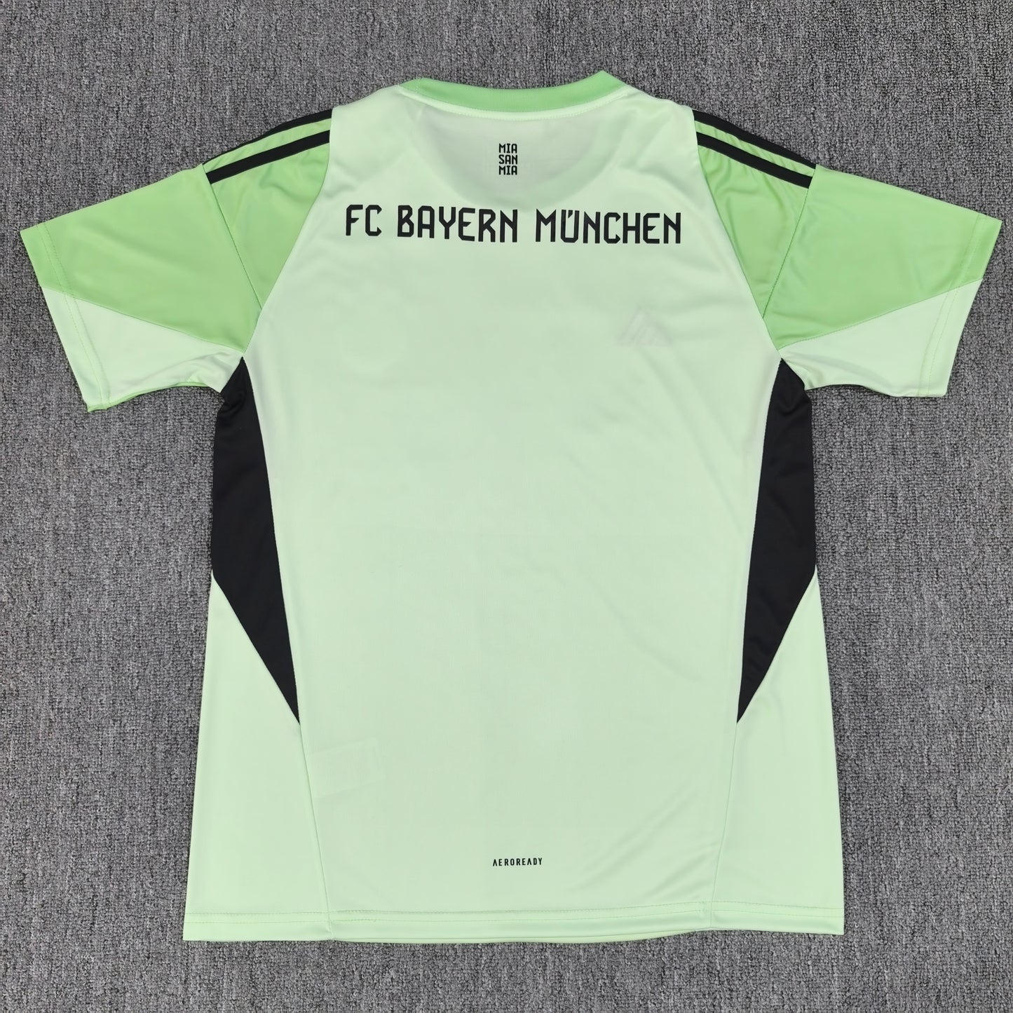 Bayern Munich 2025-26 Home Goalkeeper Shirt