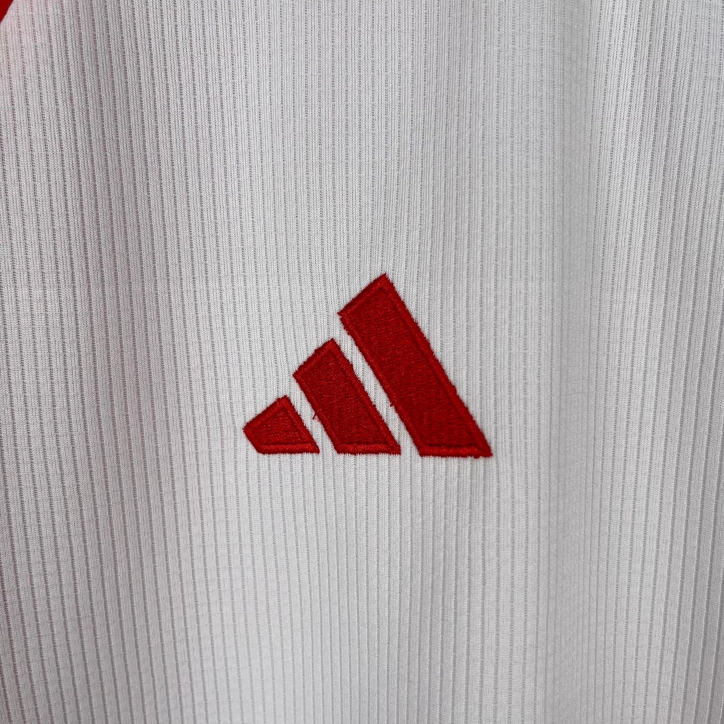 Bayern Munich 23-24 Home Shirt