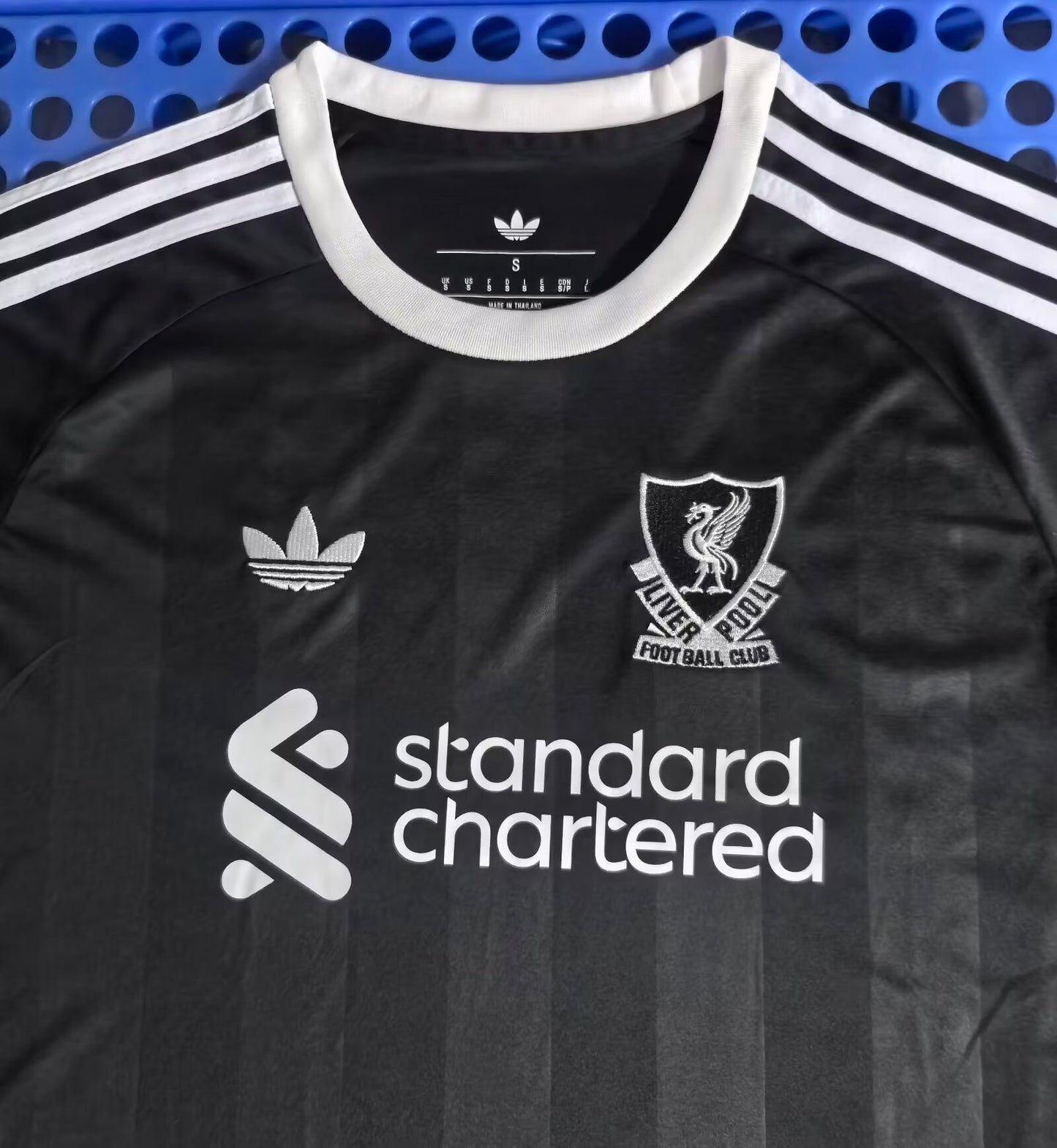 Liverpool 2025-26 Fourth Goalkeeper Shirt