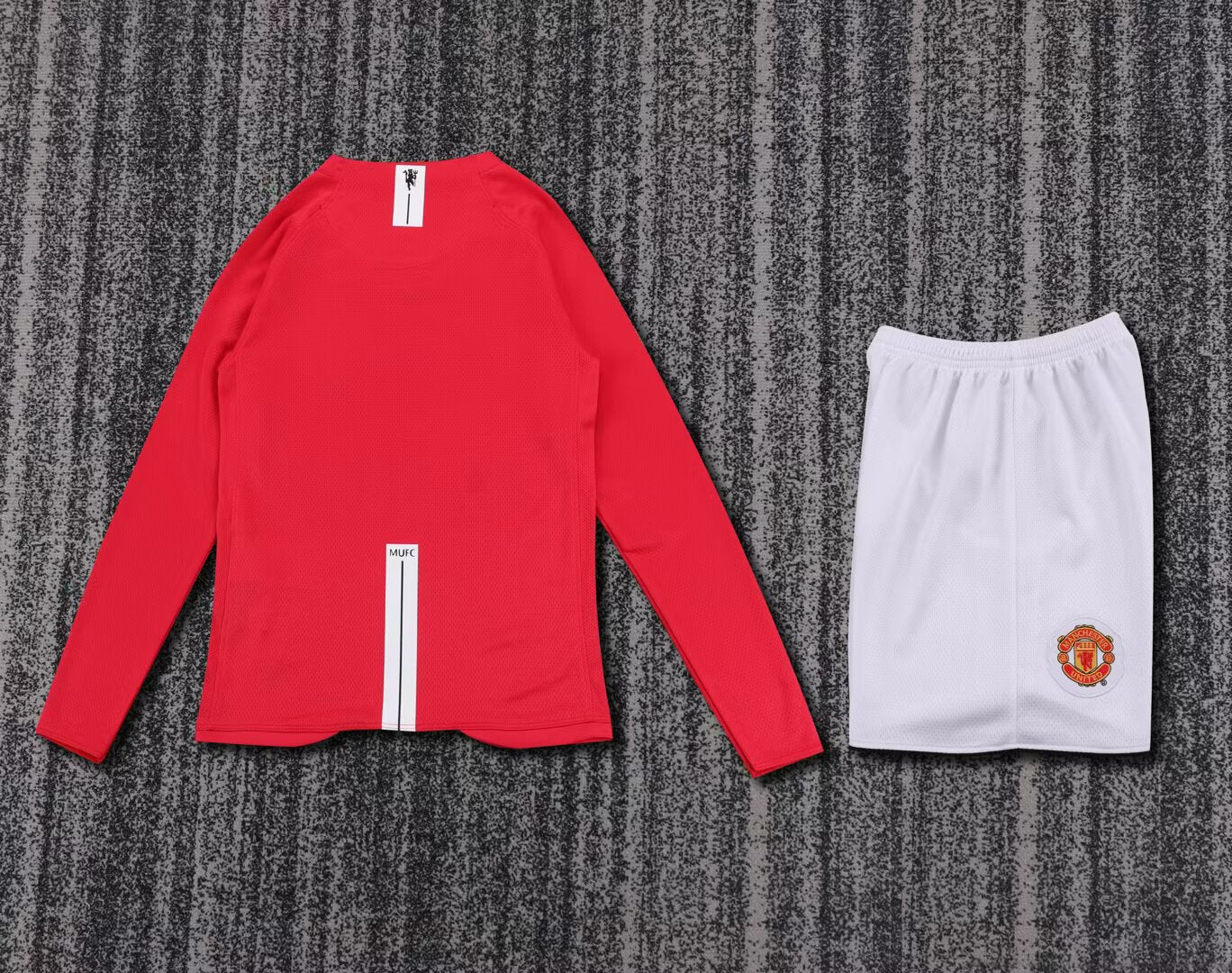 Manchester United 2007-08 Home Long Sleeve Retro Kids Kit