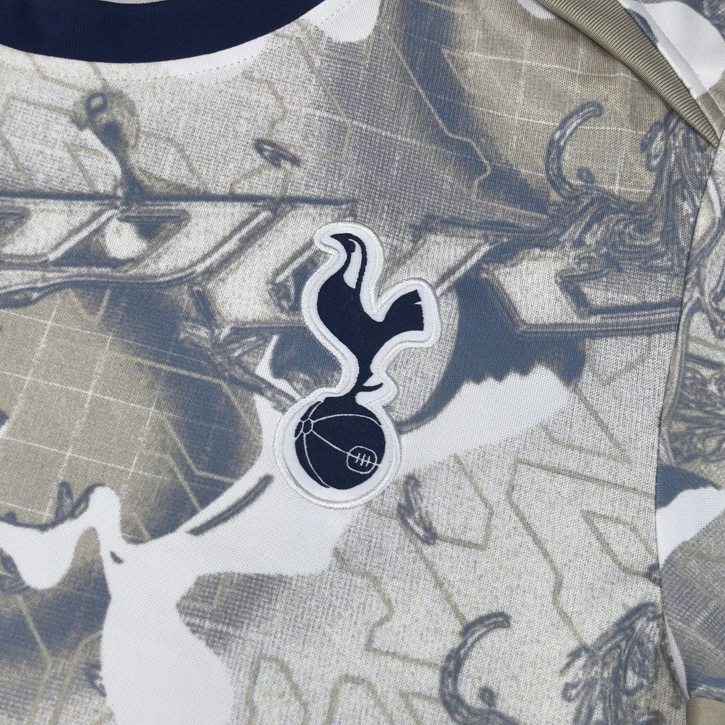 Tottenham 2025-26 Special Silver Edition Shirt