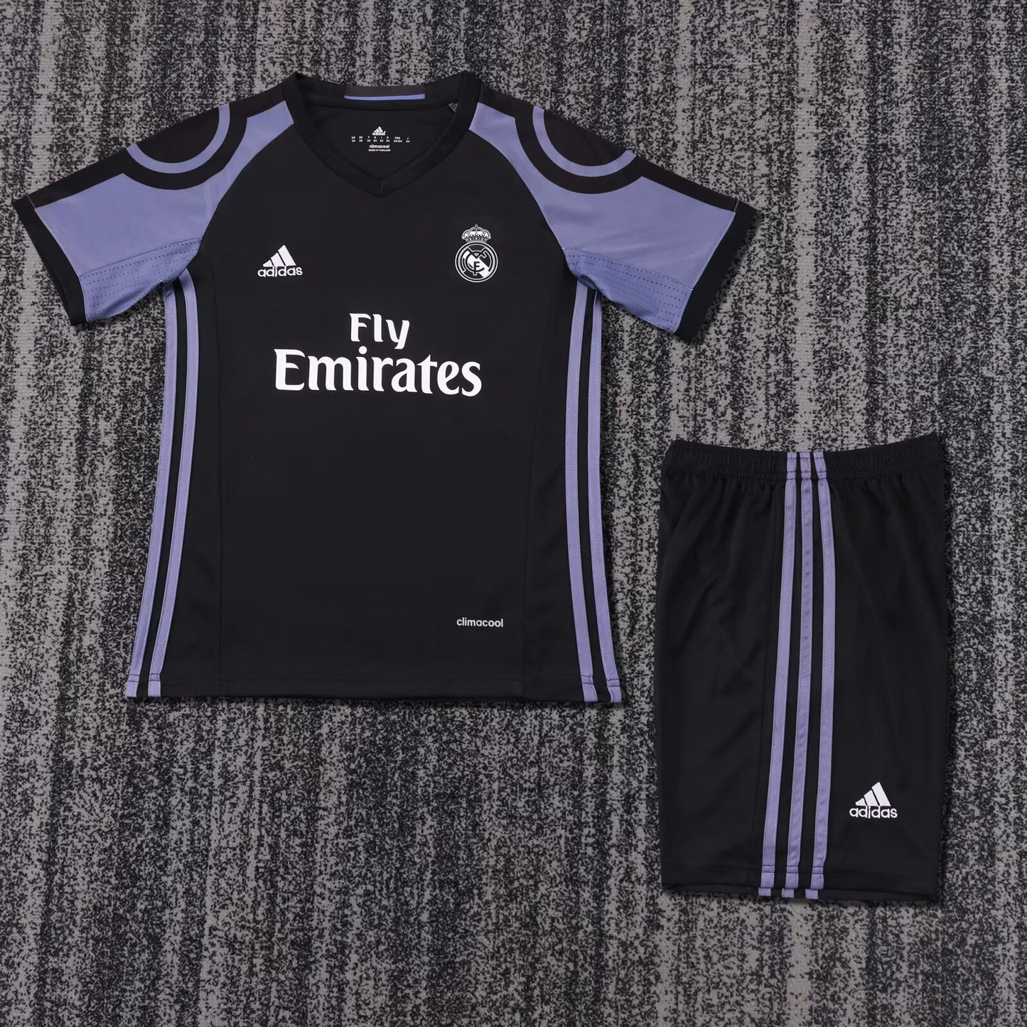 Real Madrid 2016-17 Away Retro Kids Kit