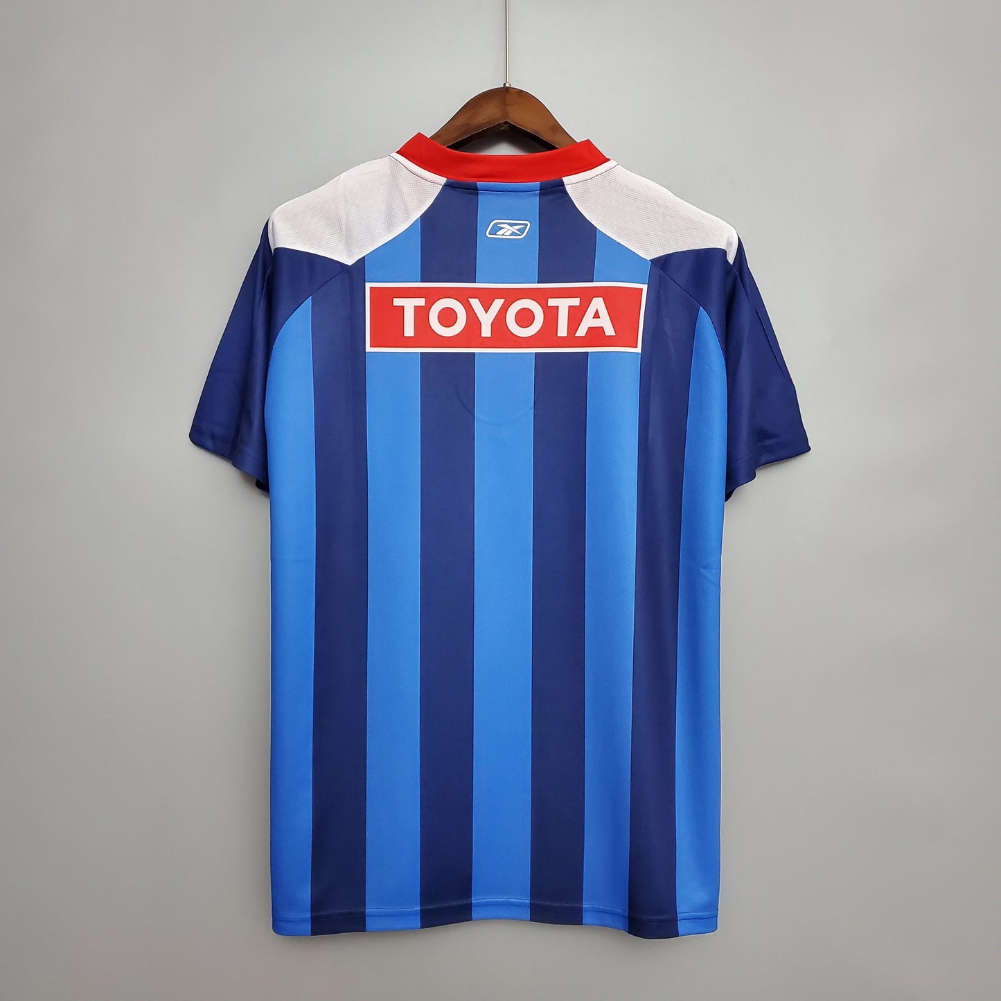 Chivas 2006-7 Away Shirt