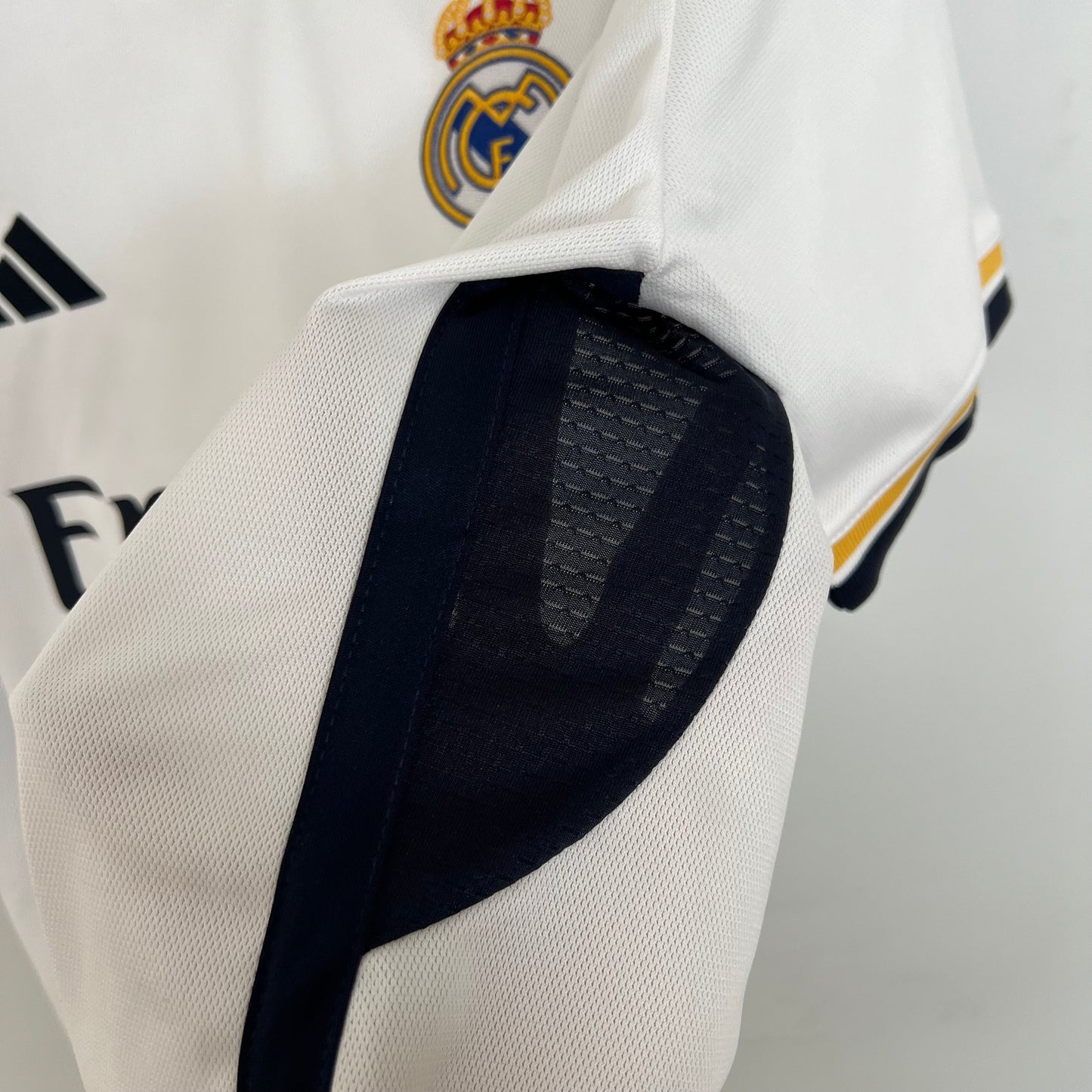 Real Madrid 23-24 Home Shirt
