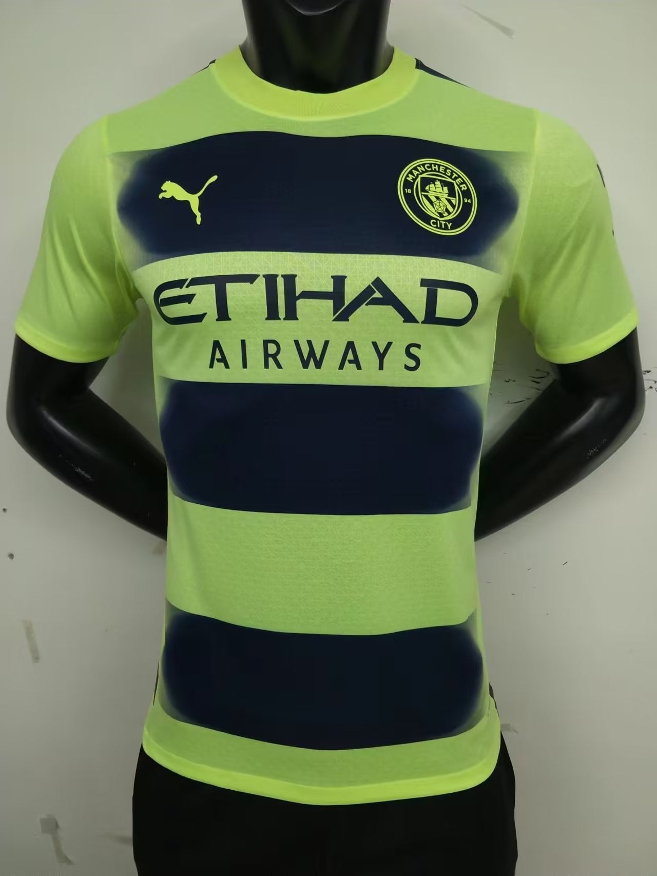 Manchester City 22-23 Third Away Shirt