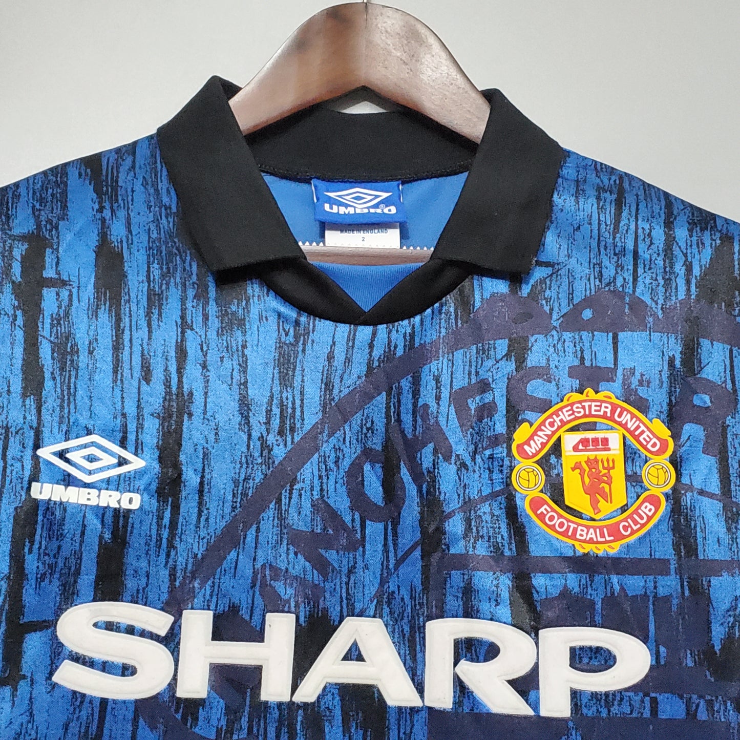Manchester United 1992-3 Away Shirt