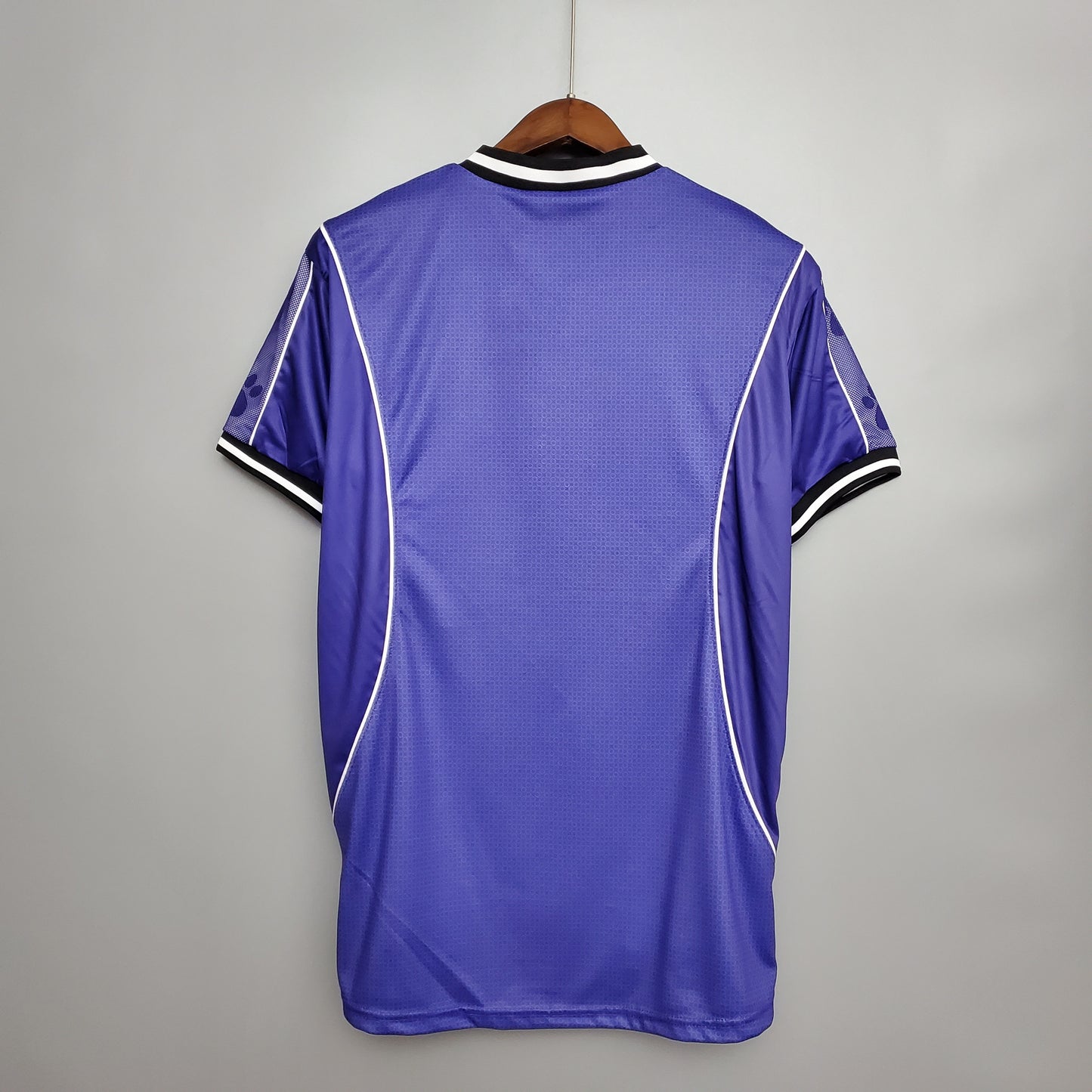 Real Madrid 1997-98 Away Shirt