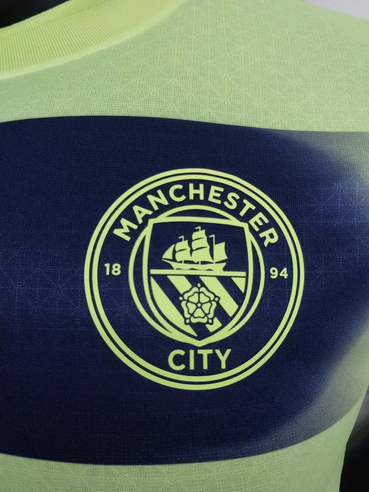 Manchester City 22-23 Third Away Shirt