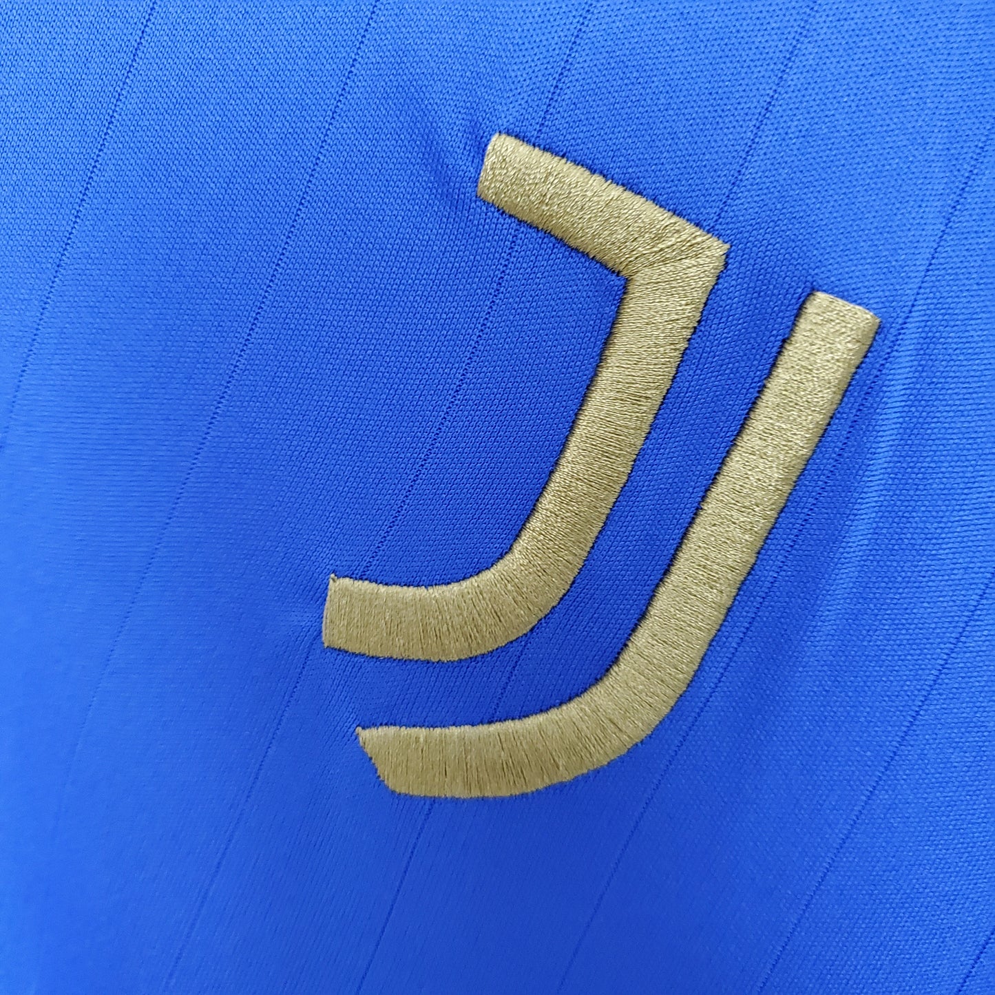 Juventus Teamgeist Edition Blue Shirt