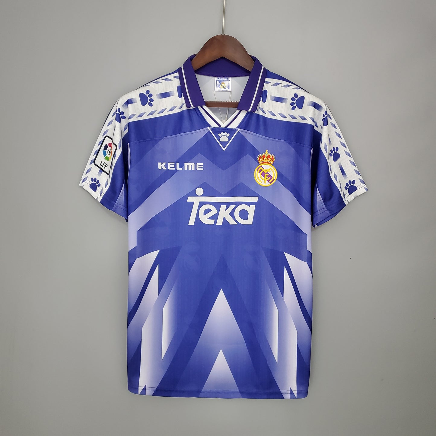 Real Madrid 1996-7 Away Shirt