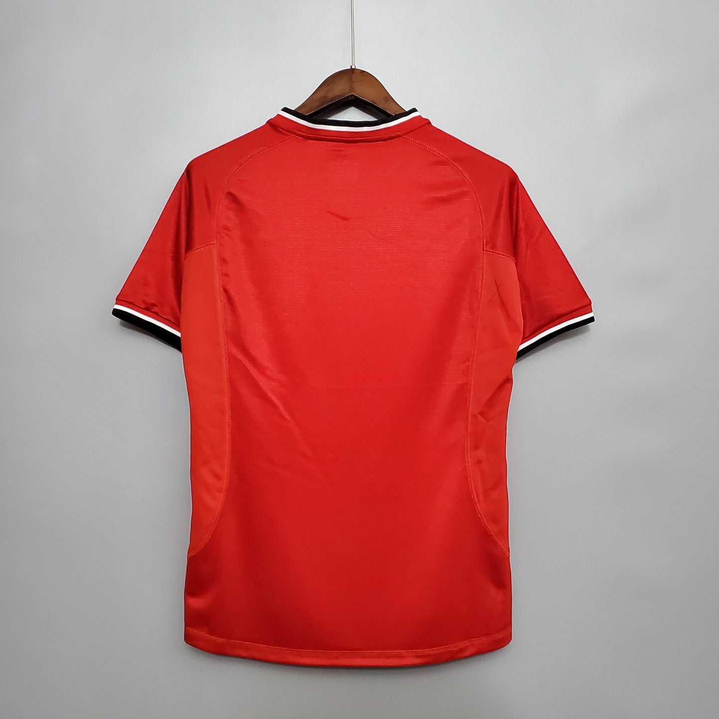 Manchester United 2000-1 Home Shirt