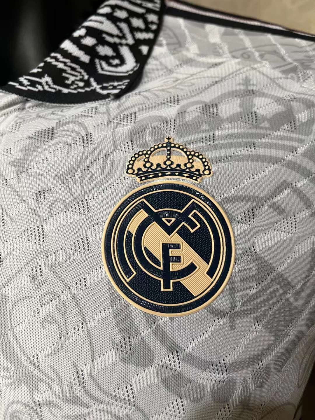 Real Madrid 23-24 White Classic Concept Shirt