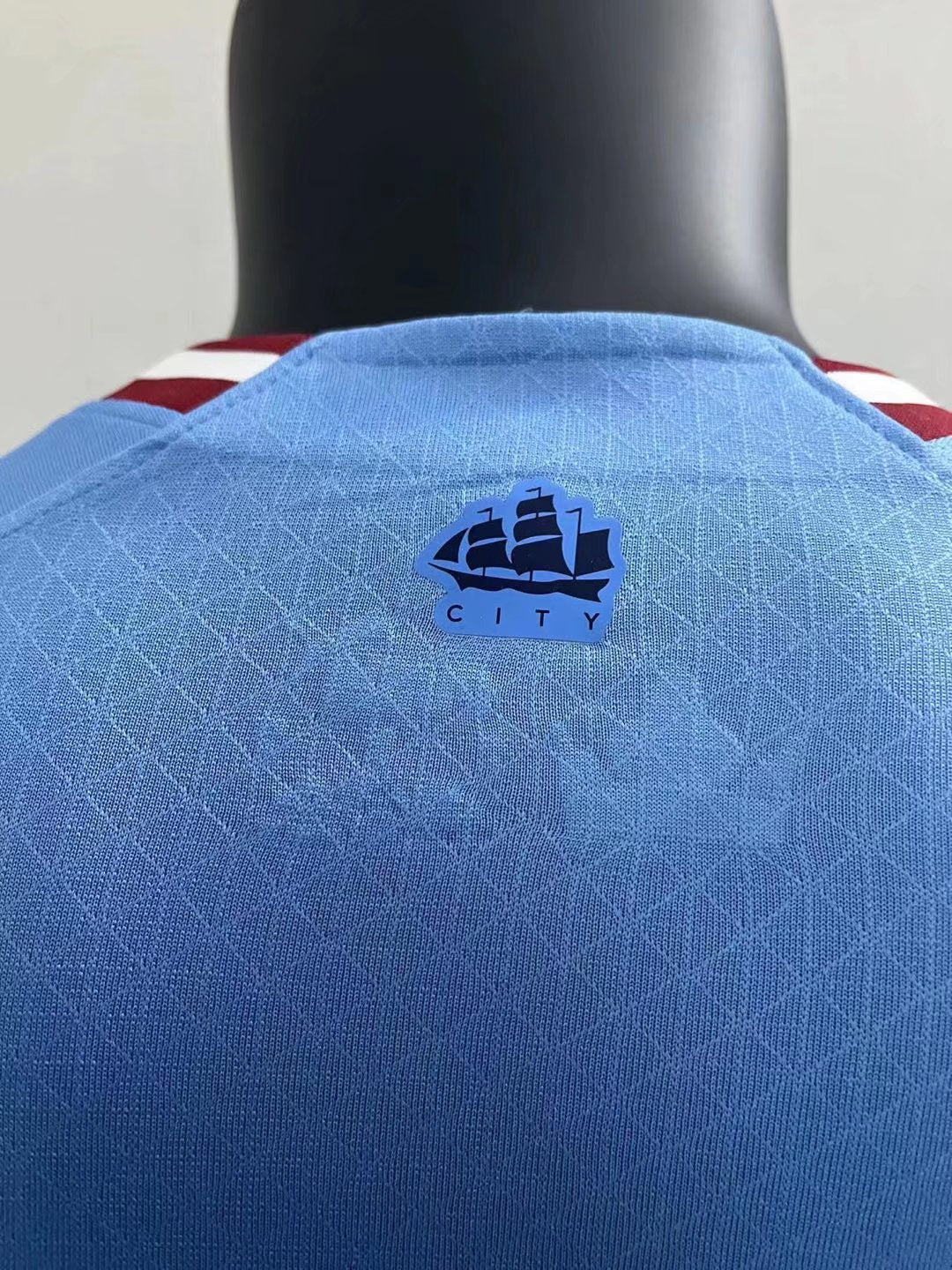 Manchester City 22-23 Home Shirt