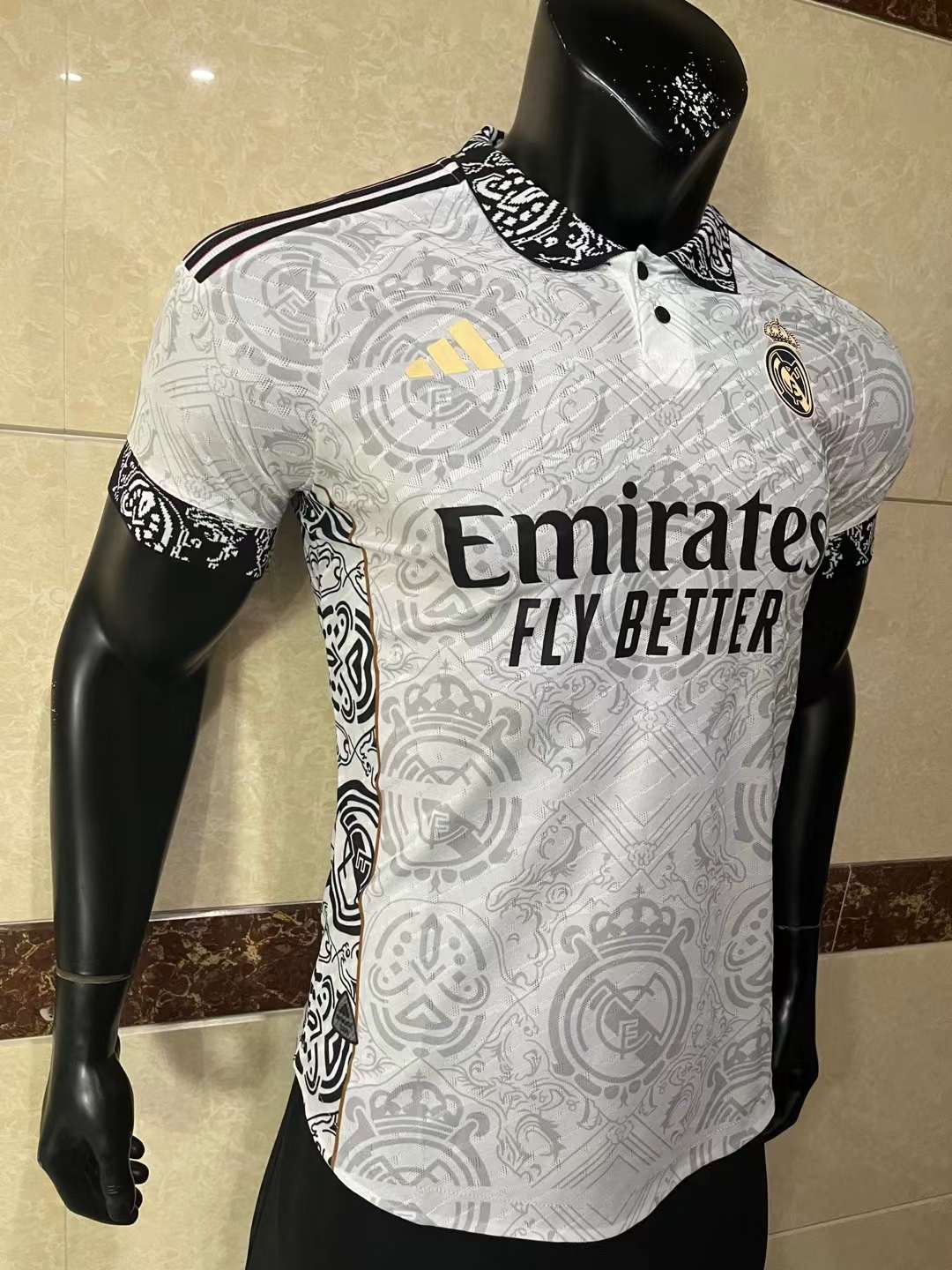 Real Madrid 23-24 White Classic Concept Shirt
