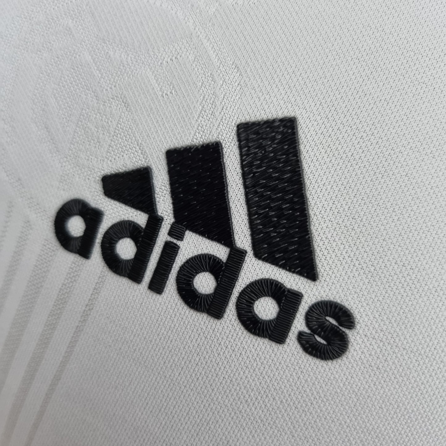 Real Madrid 22-23 Home Shirt