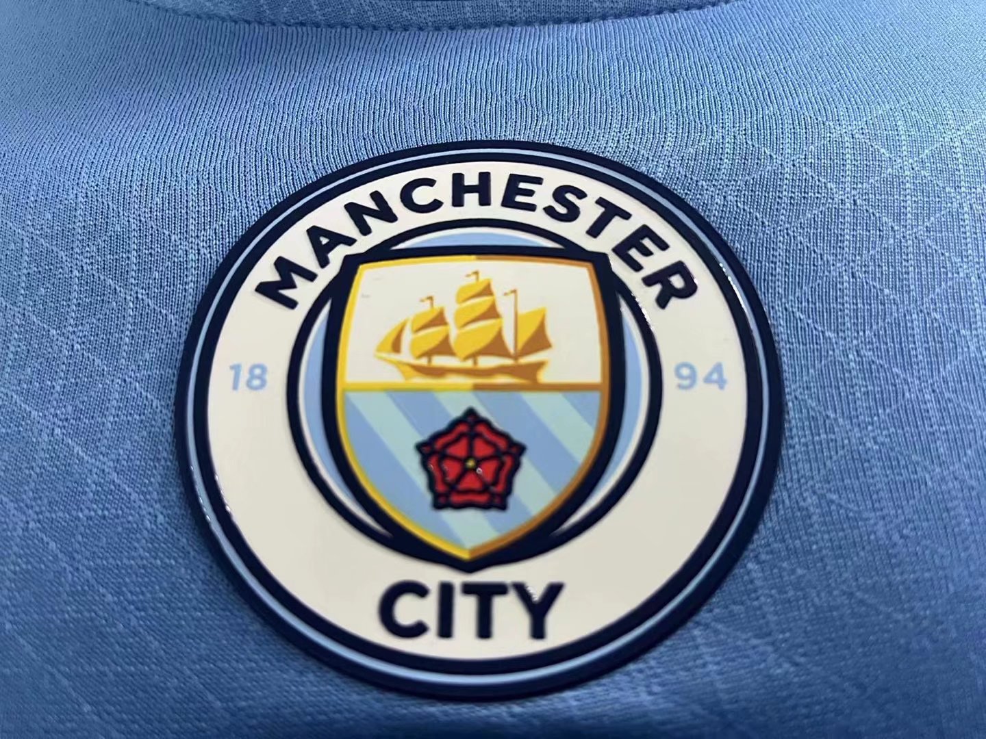 Manchester City 22-23 Home Shirt