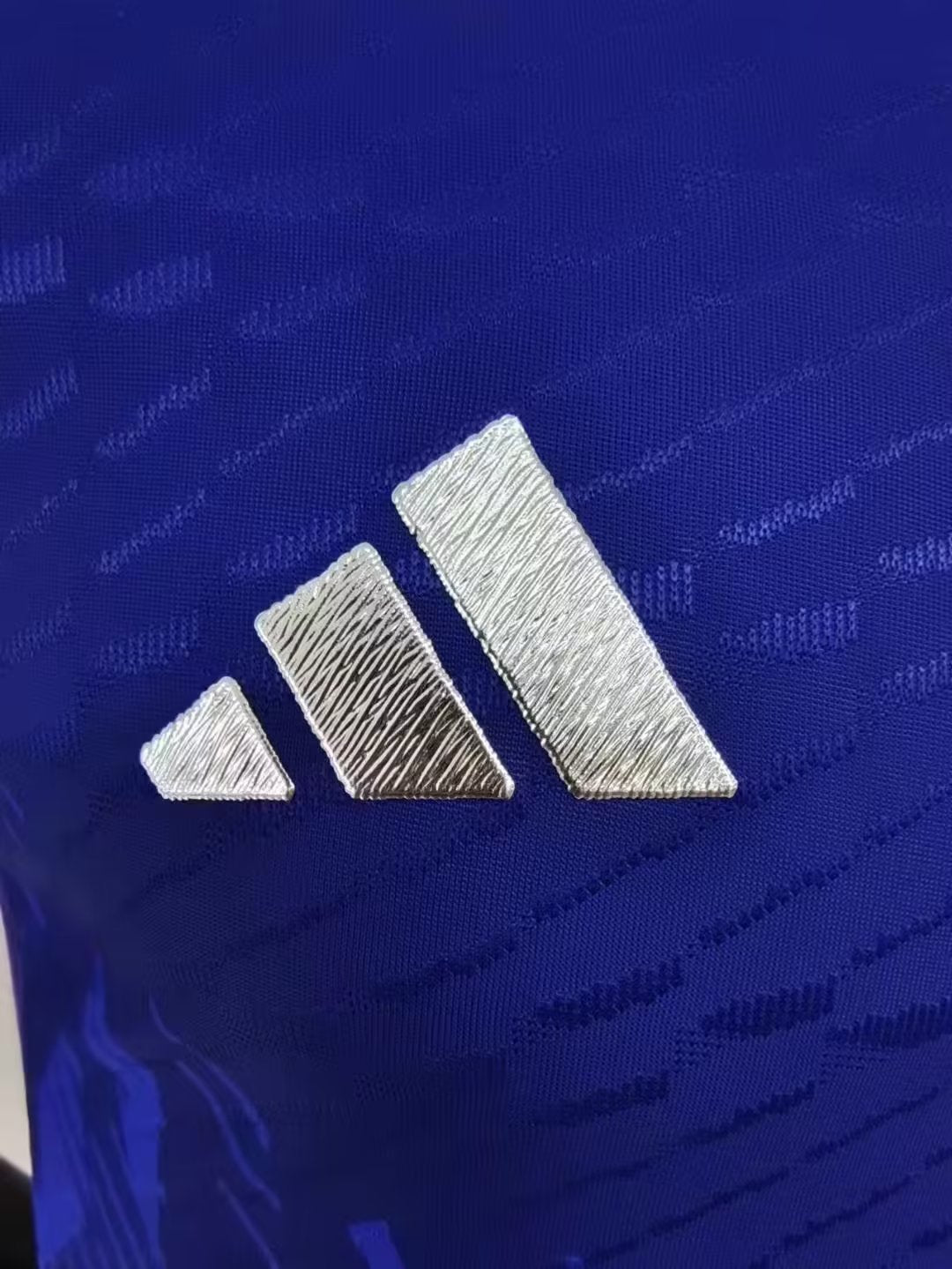 Argentina 22-23 Away Shirt