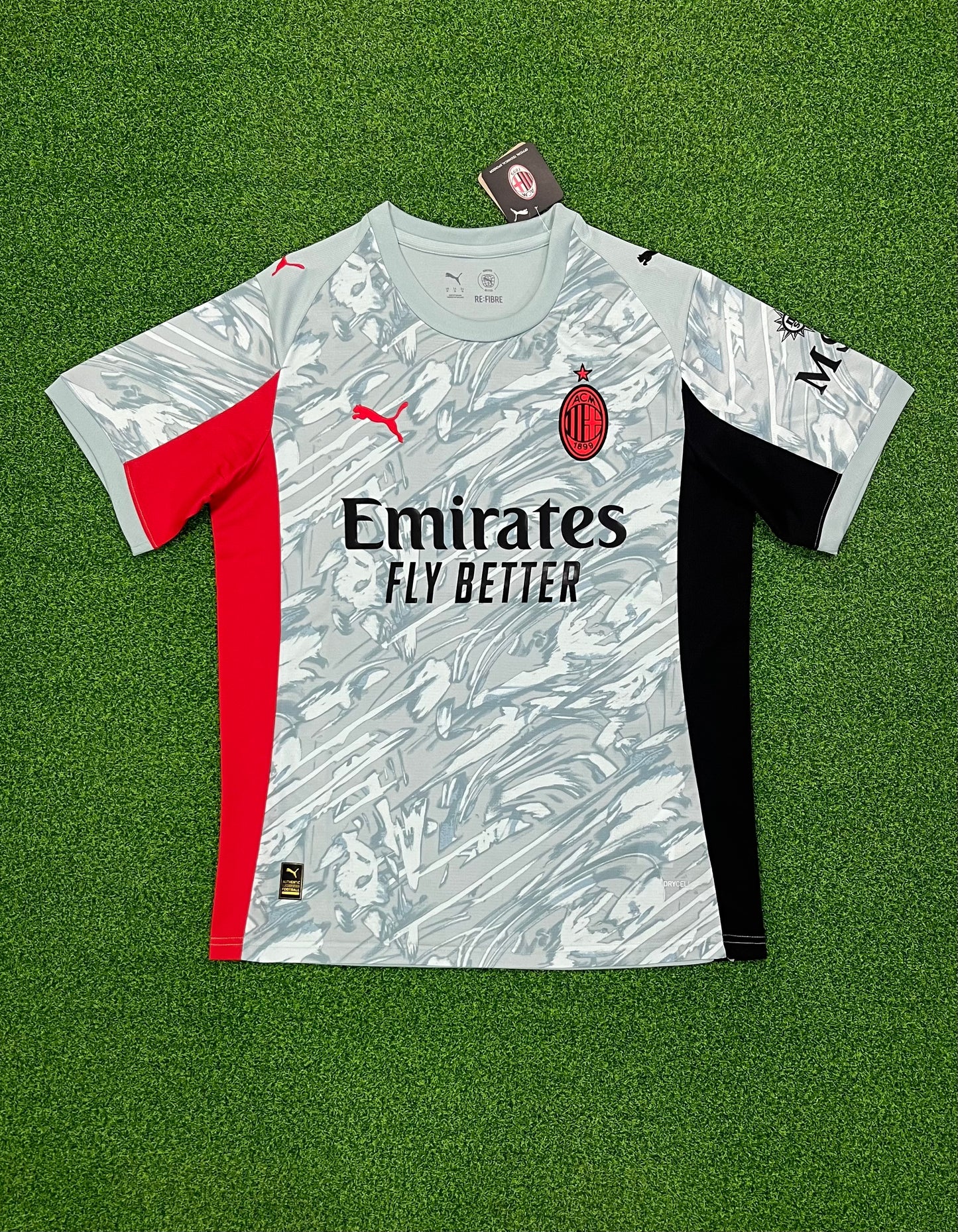 AC Milan 2025-26 Home Goalkeeper Shirt